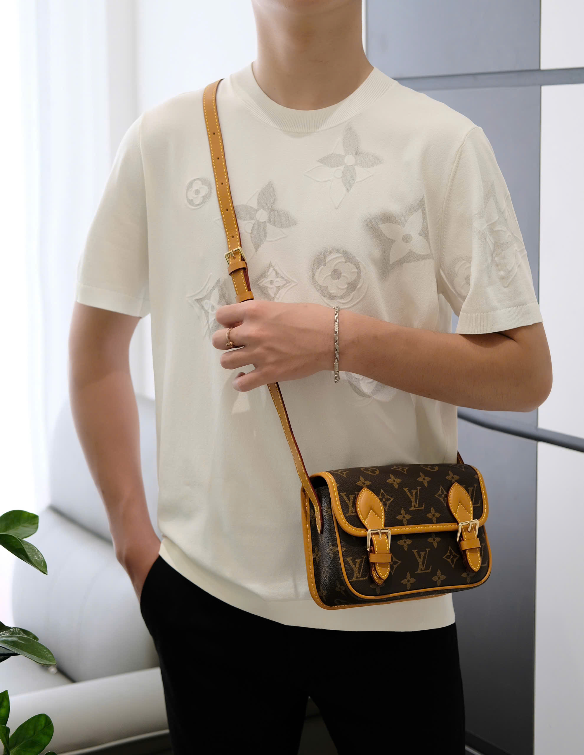 Túi Đeo Louis Vuitton Satchel G69 _thumbnail_2