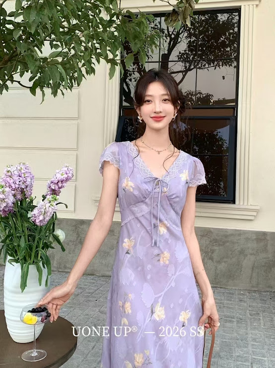 Lucas - Váy hoa cổ tim viền ren ngực chéo buộc nơ, chân váy xòe