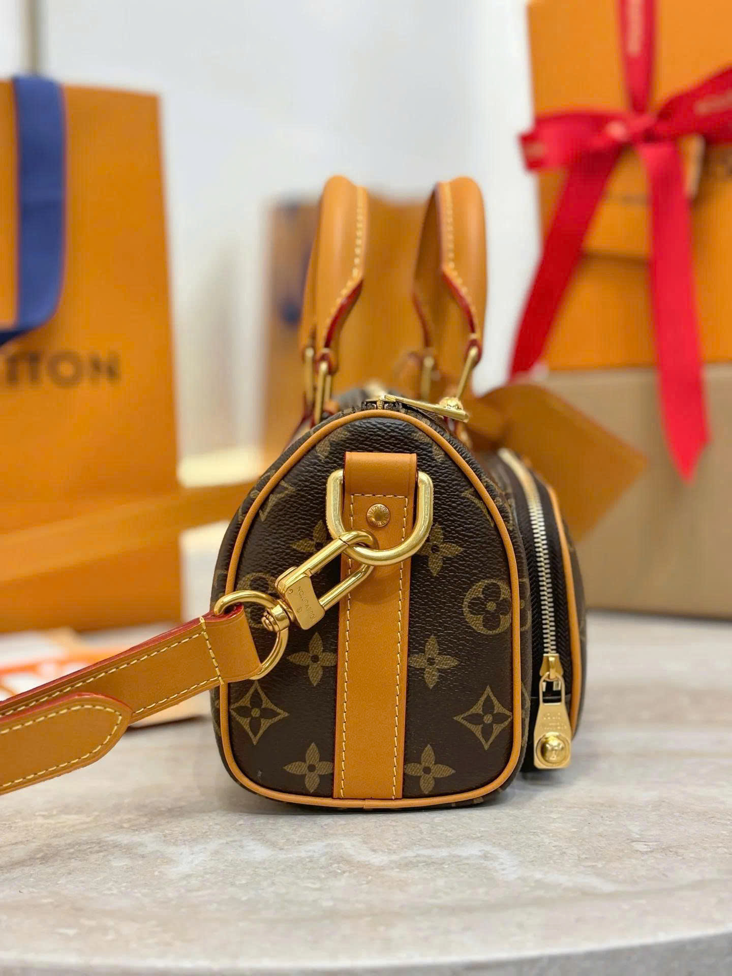 Túi Keepall Bandoulière 25_thumbnail_2