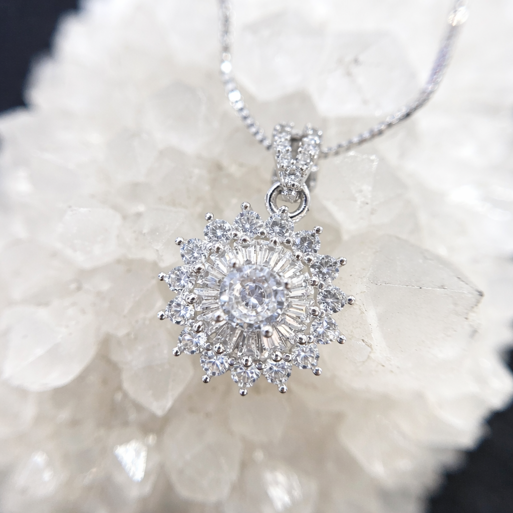 Vòng cổ bạc hoa tròn dây xù mì xi bạch kim