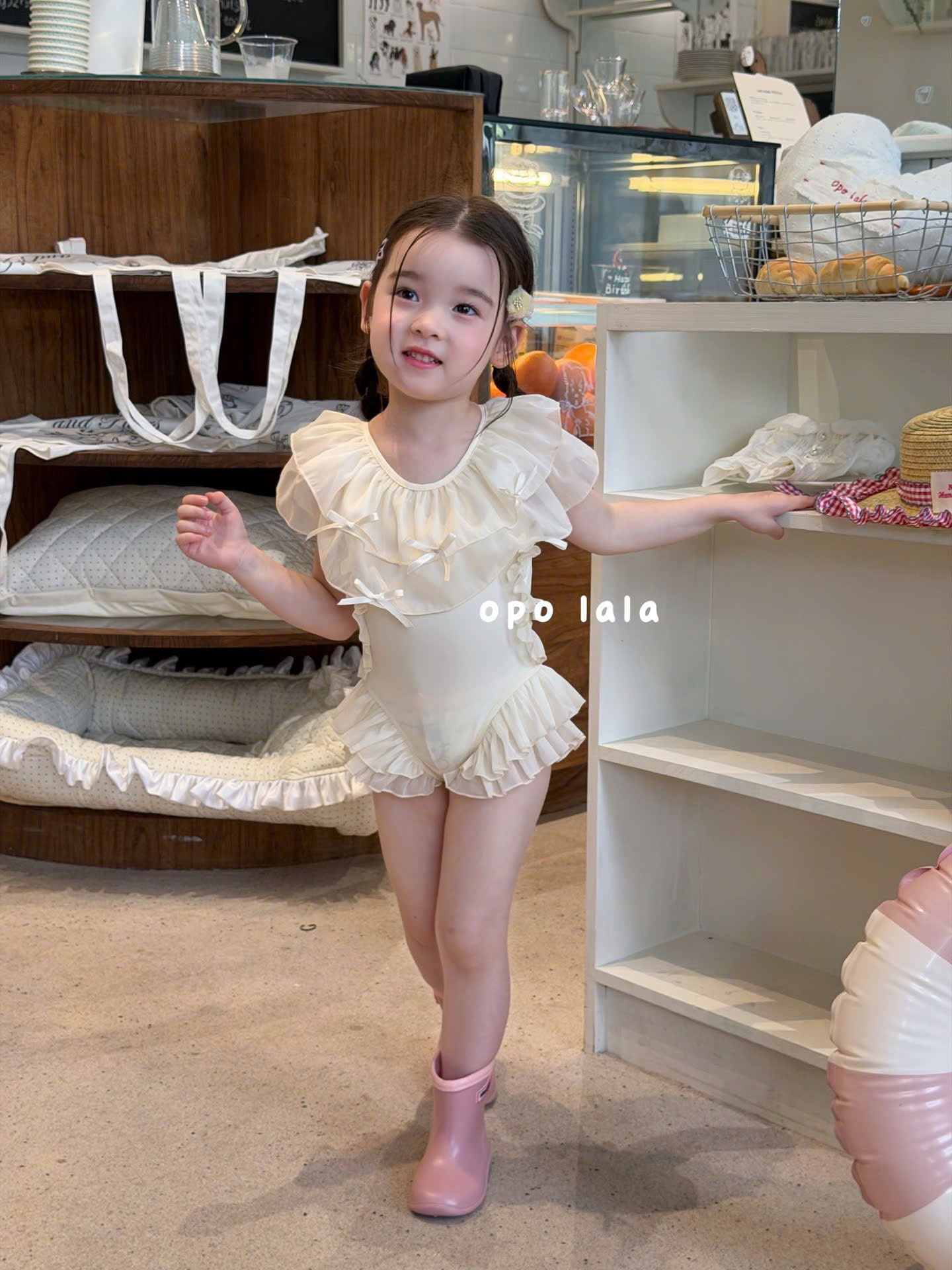 B10 - Set bơi kem cổ bèo voan hãng OPL