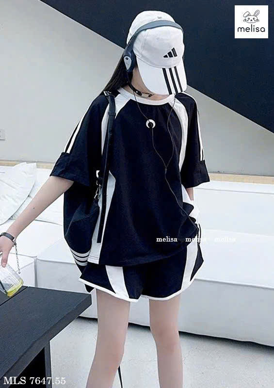 HE77 Set áo thun + quần đùi bé