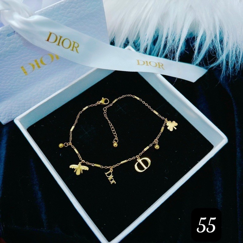 Lắc Chân Dior