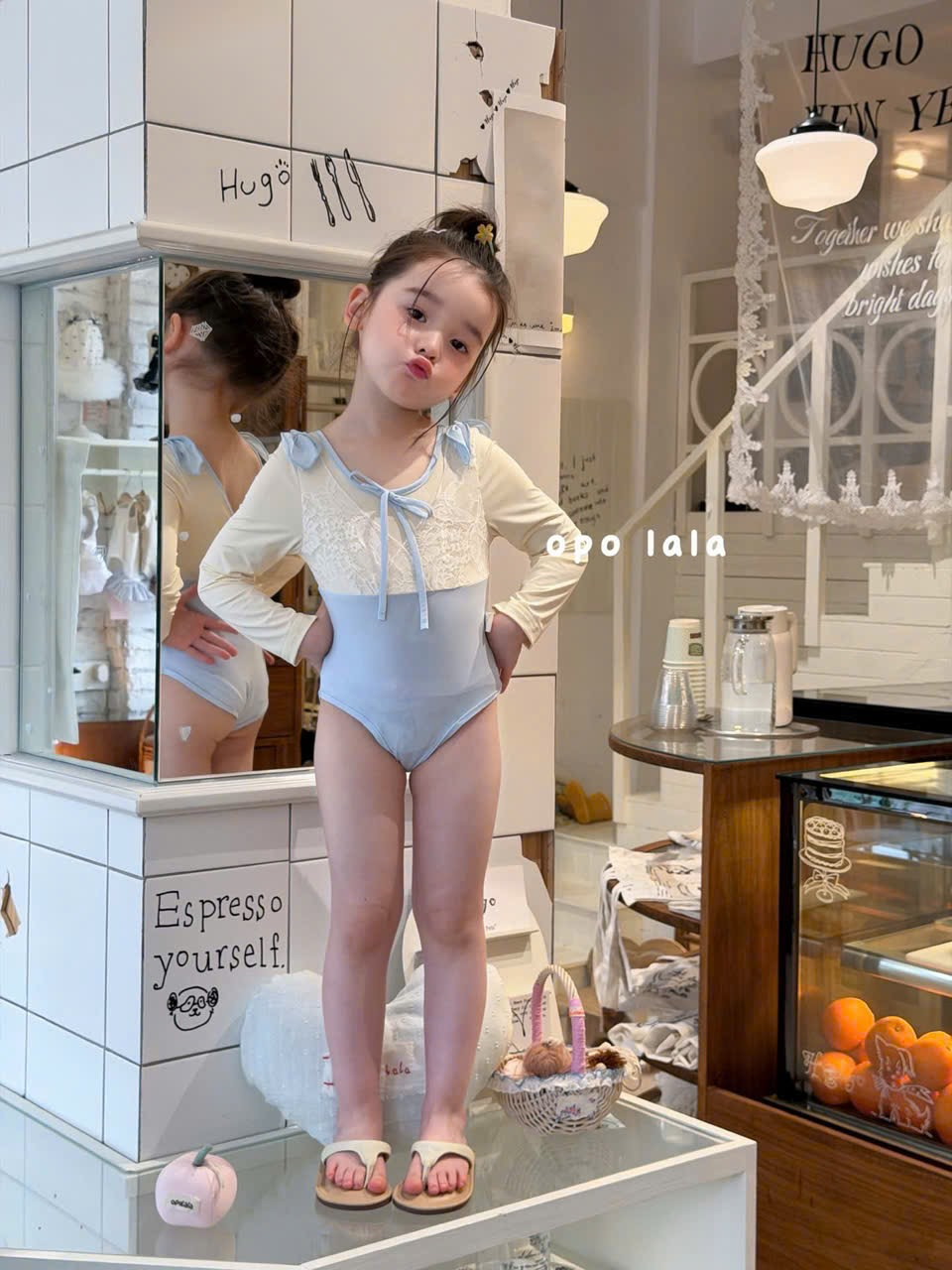 B12 - Set bơi dài tay kem mix xanh kèm voan hãng OPL