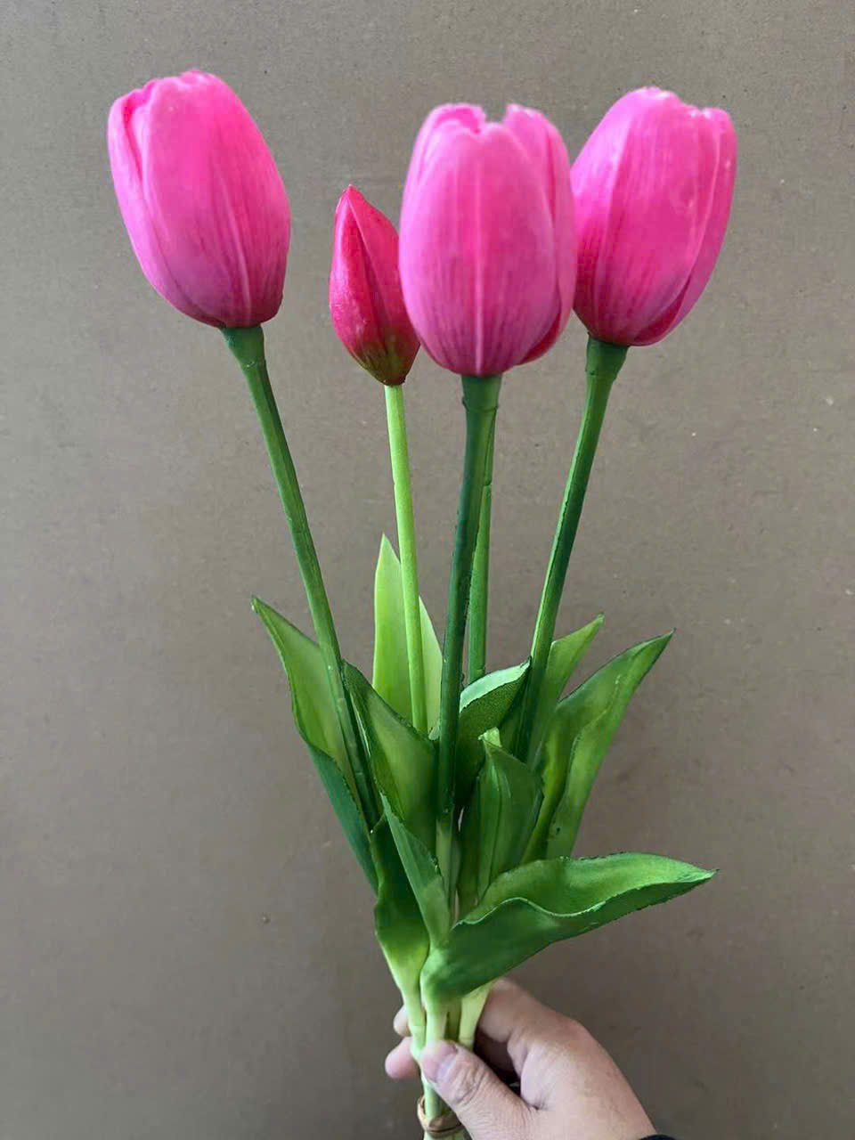 Hoa Tulip Cao Su Trang Trí Đám Cưới Cao Cấp – Mềm Mịn Như Hoa Thật, Sang Trọng Bền Đẹp Dễ Vệ Sinh_thumbnail_10