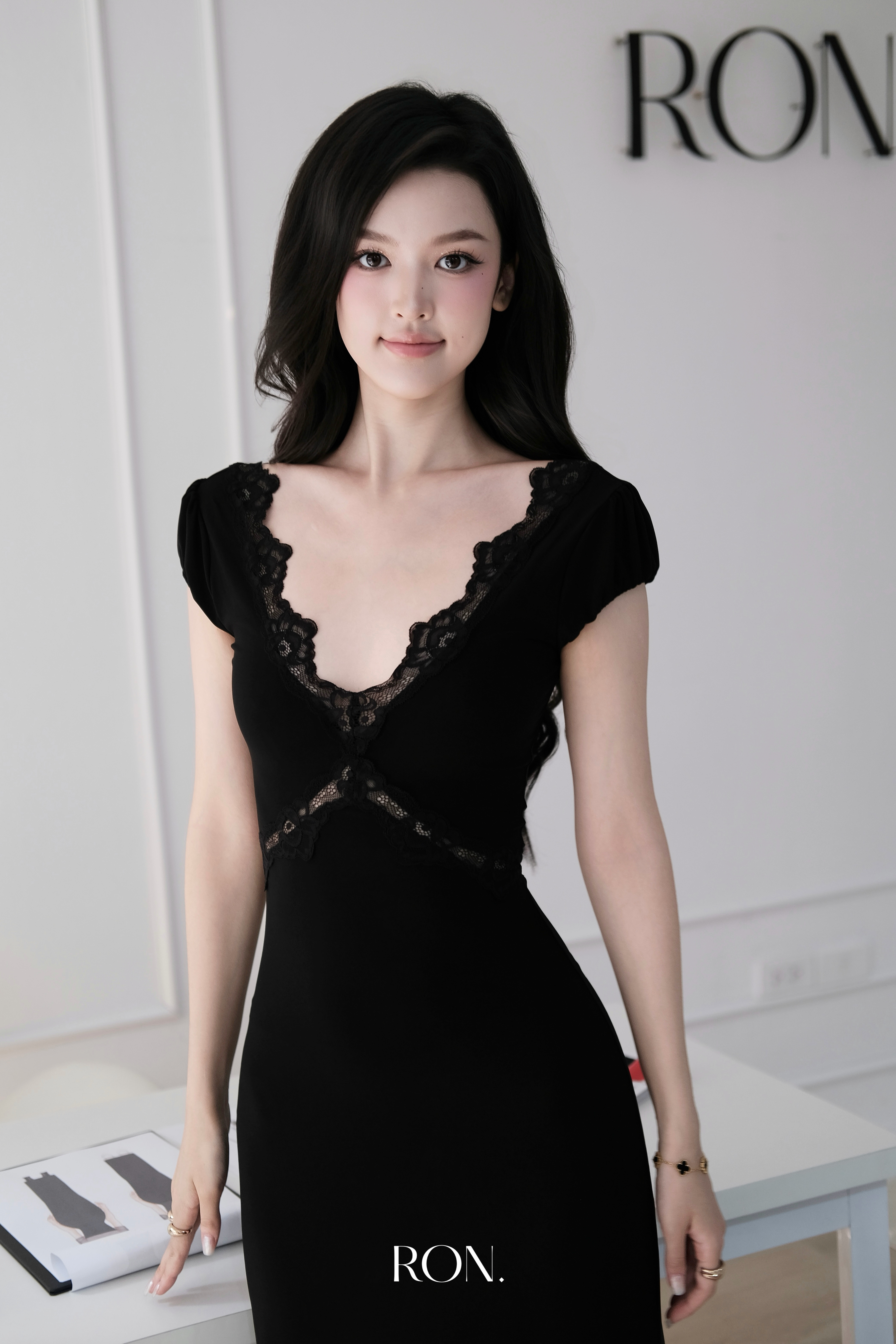 Váy ren vai bồng_thumbnail_7
