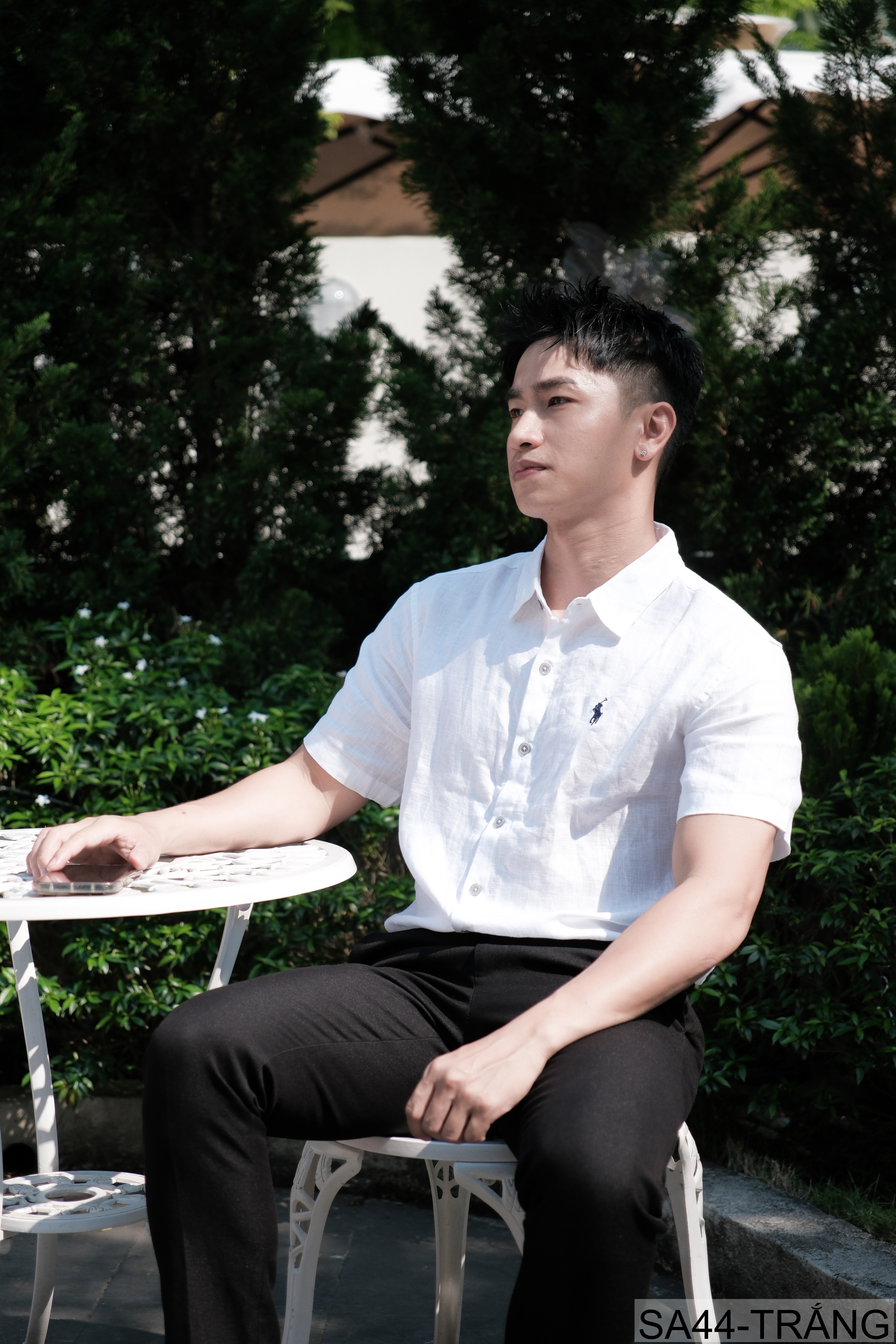 SA44 - Áo sơ mi nam tay ngắn vải lanh thoáng mát phong cách Nhật, cổ lật thêu logo nhỏ