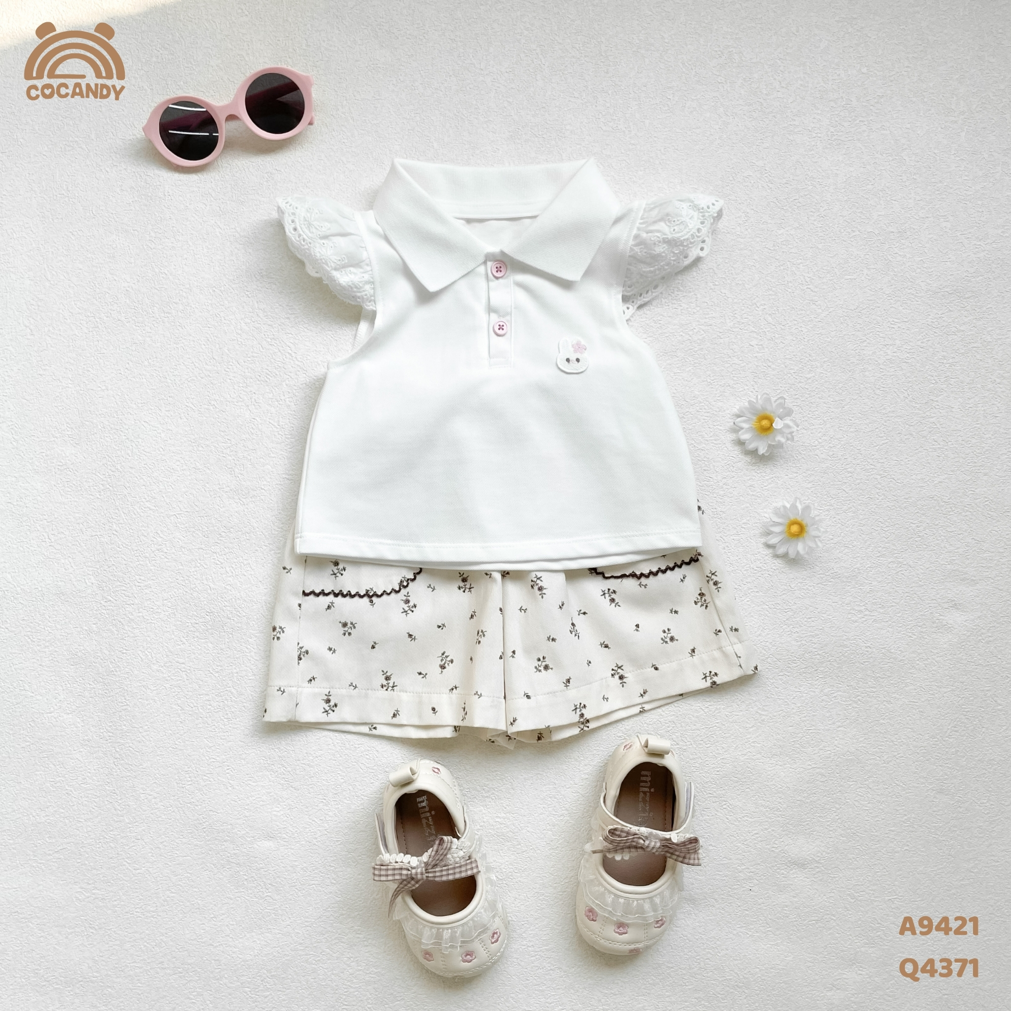 Áo cộc polo TRẮNG tay cánh tiên ren thêu thỏ
