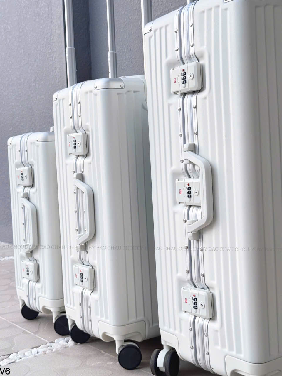 32 V6 VALI TRẮNG_thumbnail_6