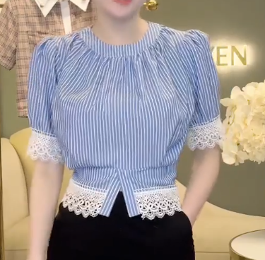 Áo Kiểu Cổ Tròn Phối Viền Ren_thumbnail_4