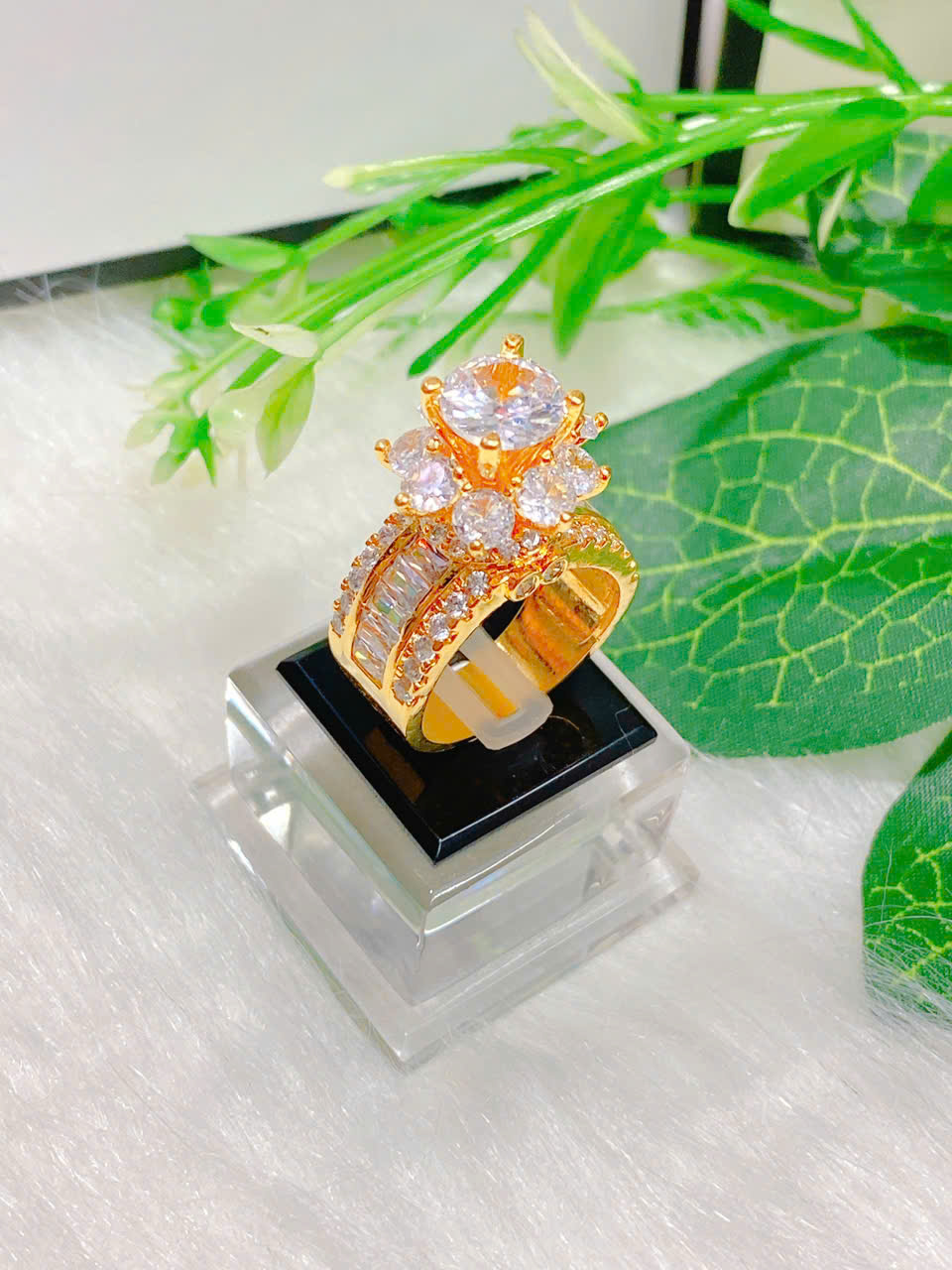 Nhẫn Nữ Hoàng A1_thumbnail_1