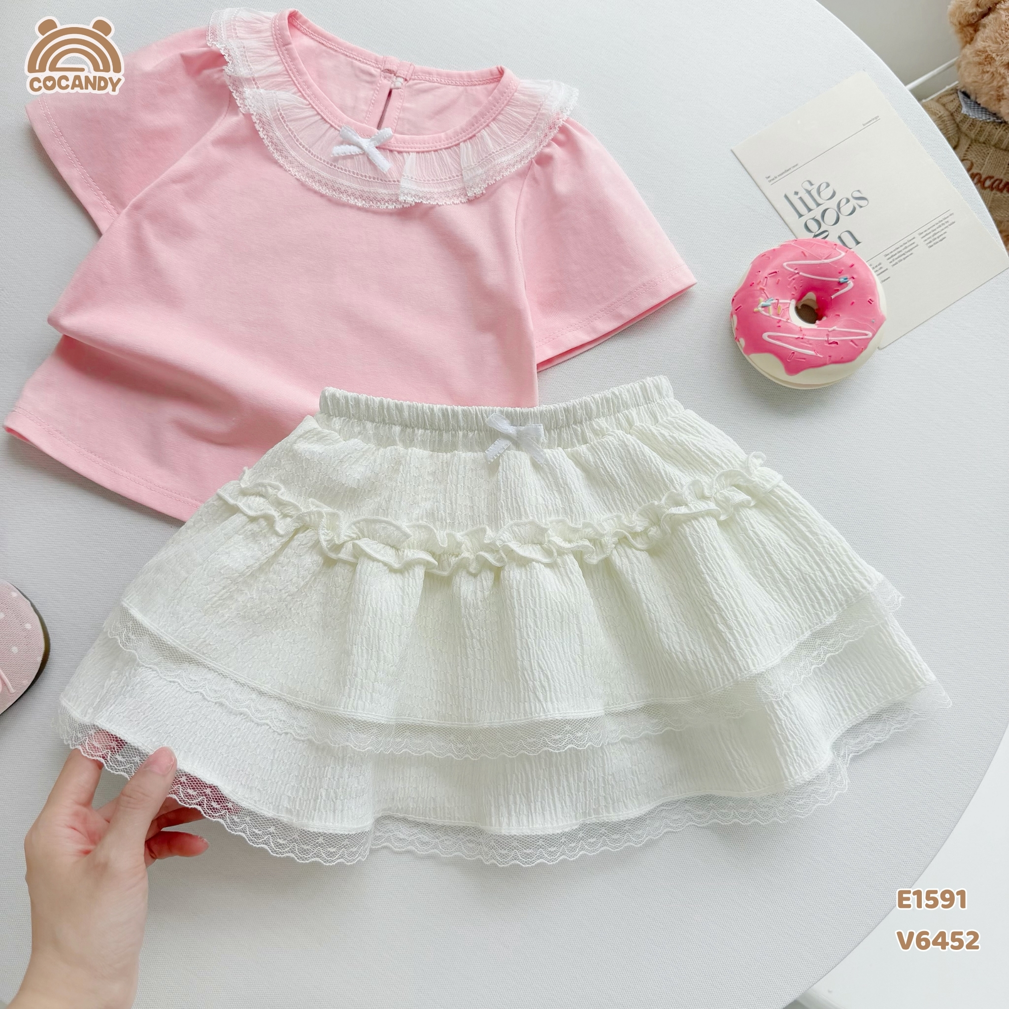 Chân váy thô kẻ TRẮNG bèo nhún