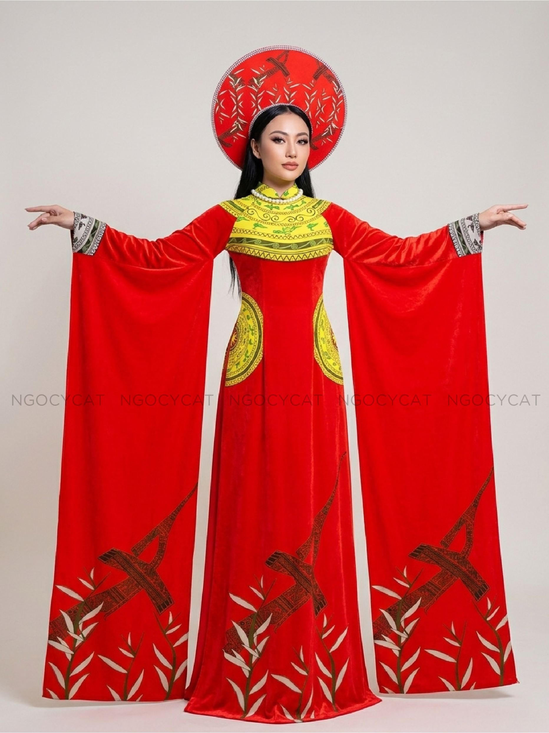 Áo Dài Biểu Diễn Lạc Hồng Trống Đồng Đỏ