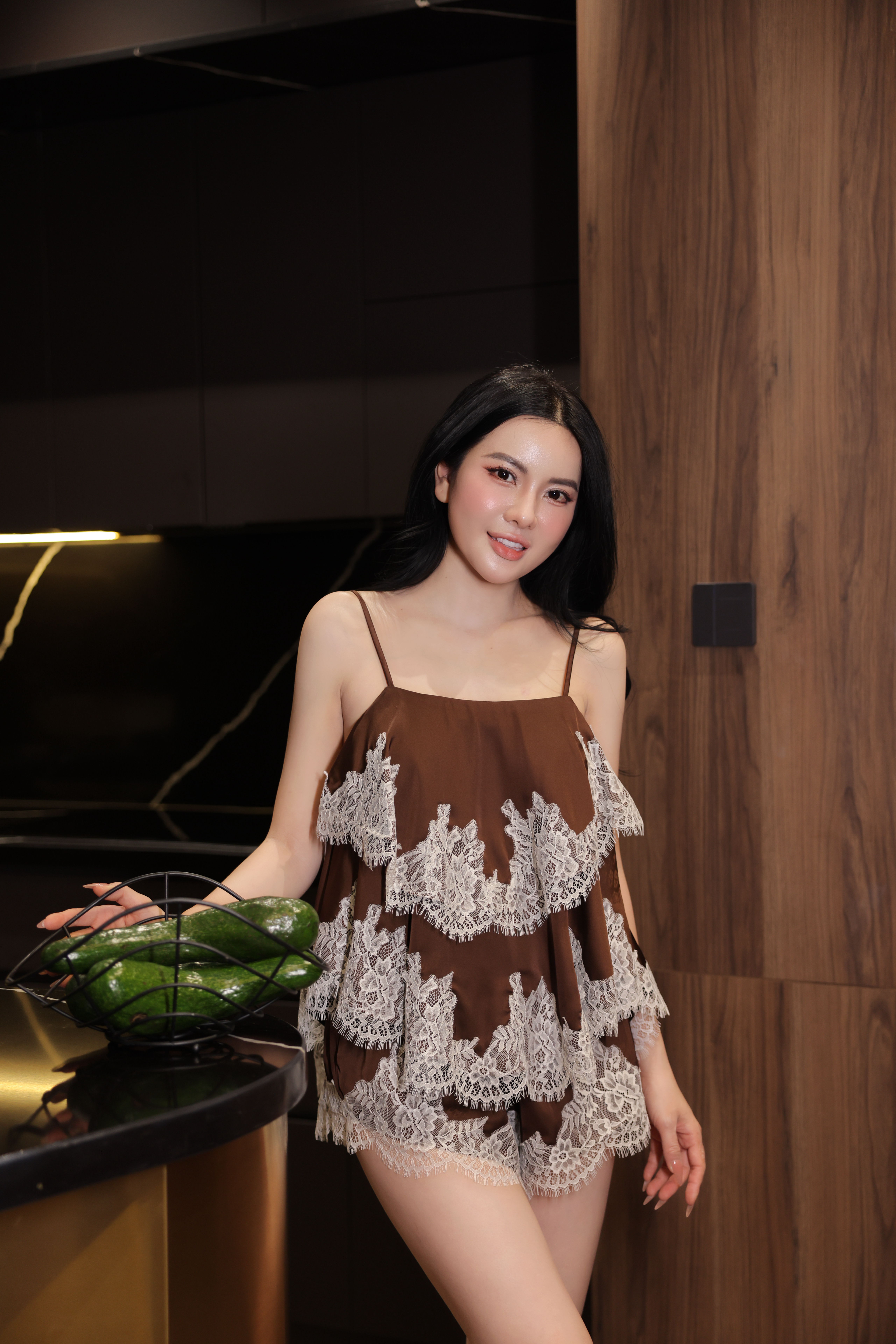 Bộ lụa cao cấp áo 2 dây, quần cộc BN673_thumbnail_7