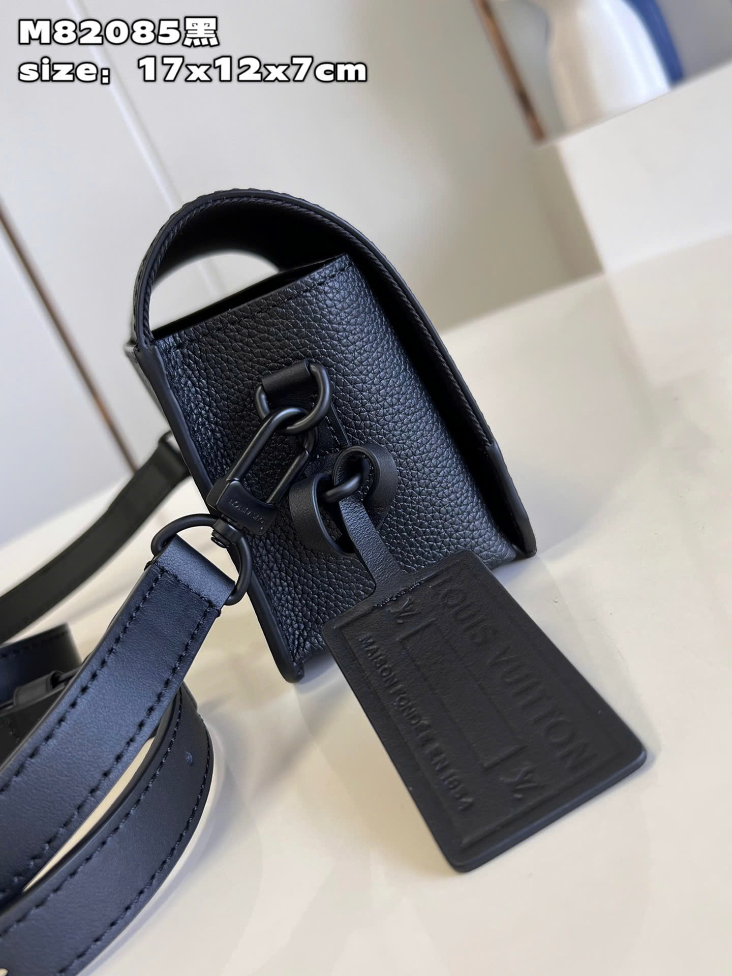 Ví đeo tay Louis Vuitton Fastline_thumbnail_3