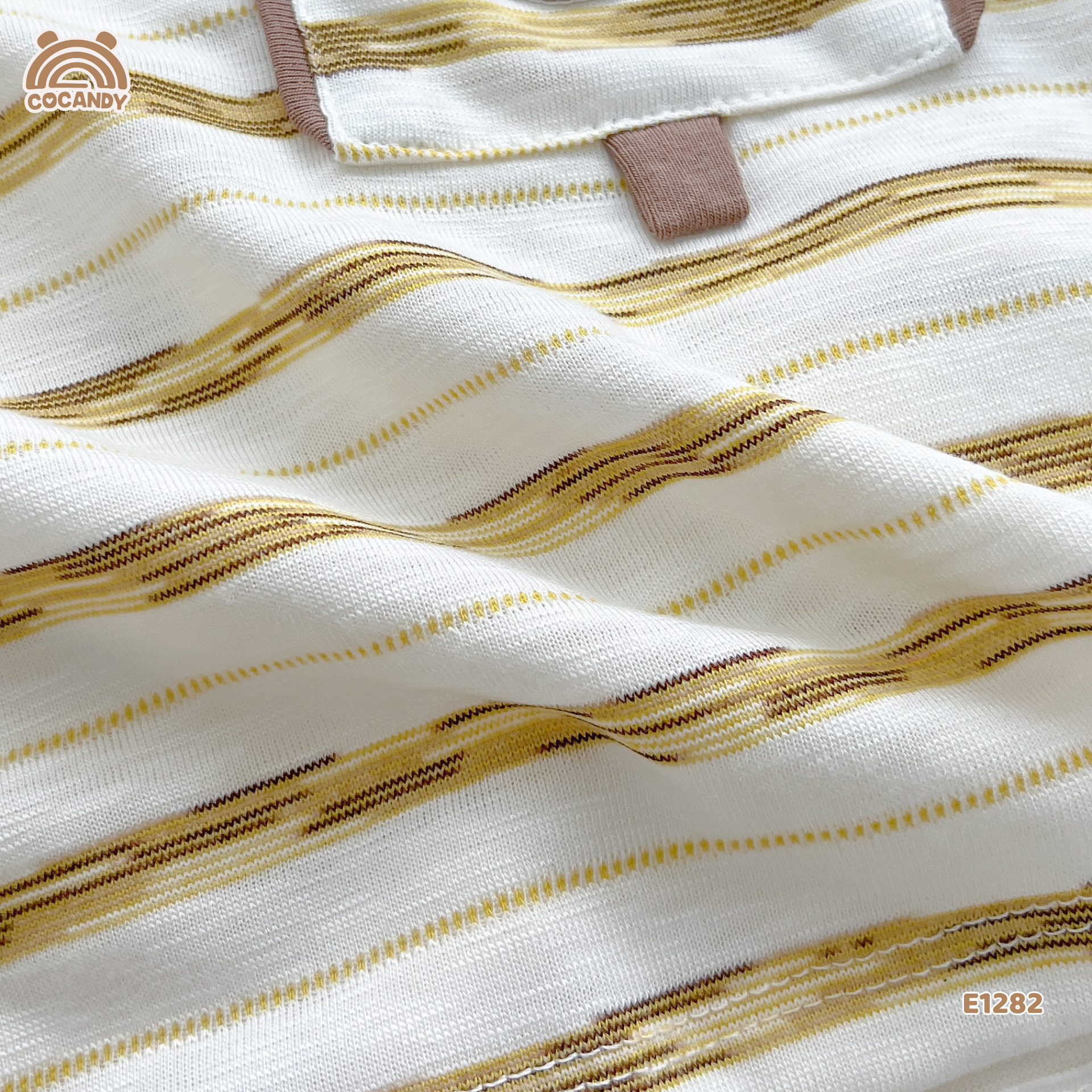 Áo cộc cotton kẻ VÀNG BE phối túi ngực hòm thư_thumbnail_1