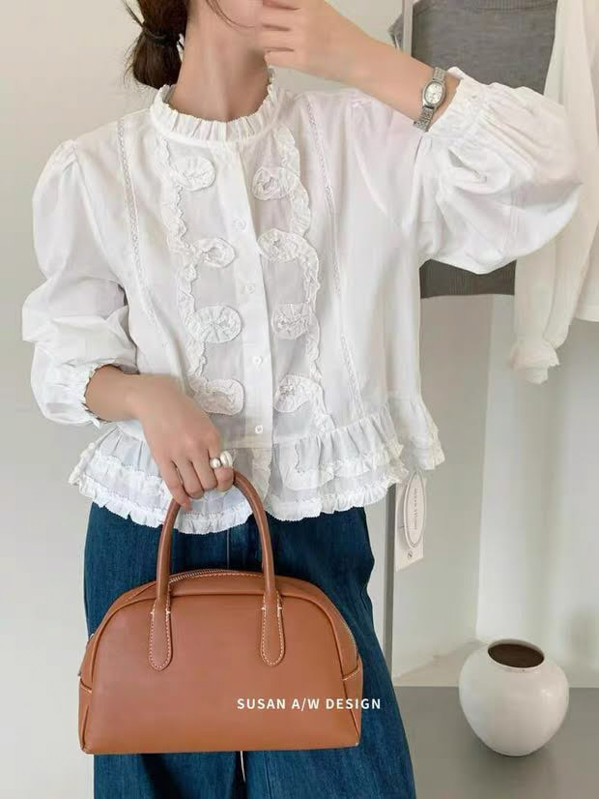 Áo sơ mi thô cài cúc cổ dựng, gấu xòe 2 tầng trền bèo xếp xoắn 2 bên nẹp SUSAN_thumbnail_3