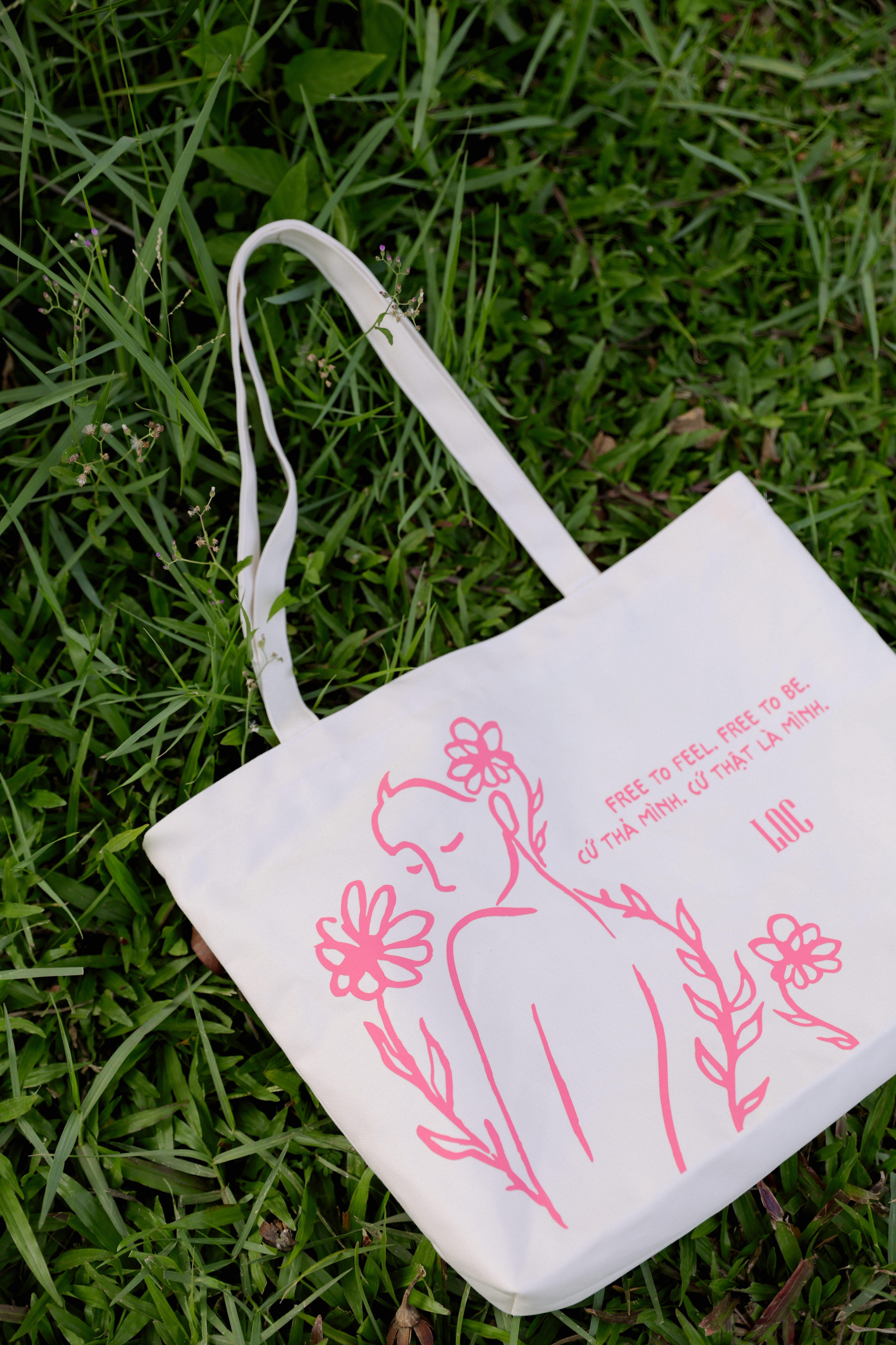 (Quà tặng) Túi Tote LOC