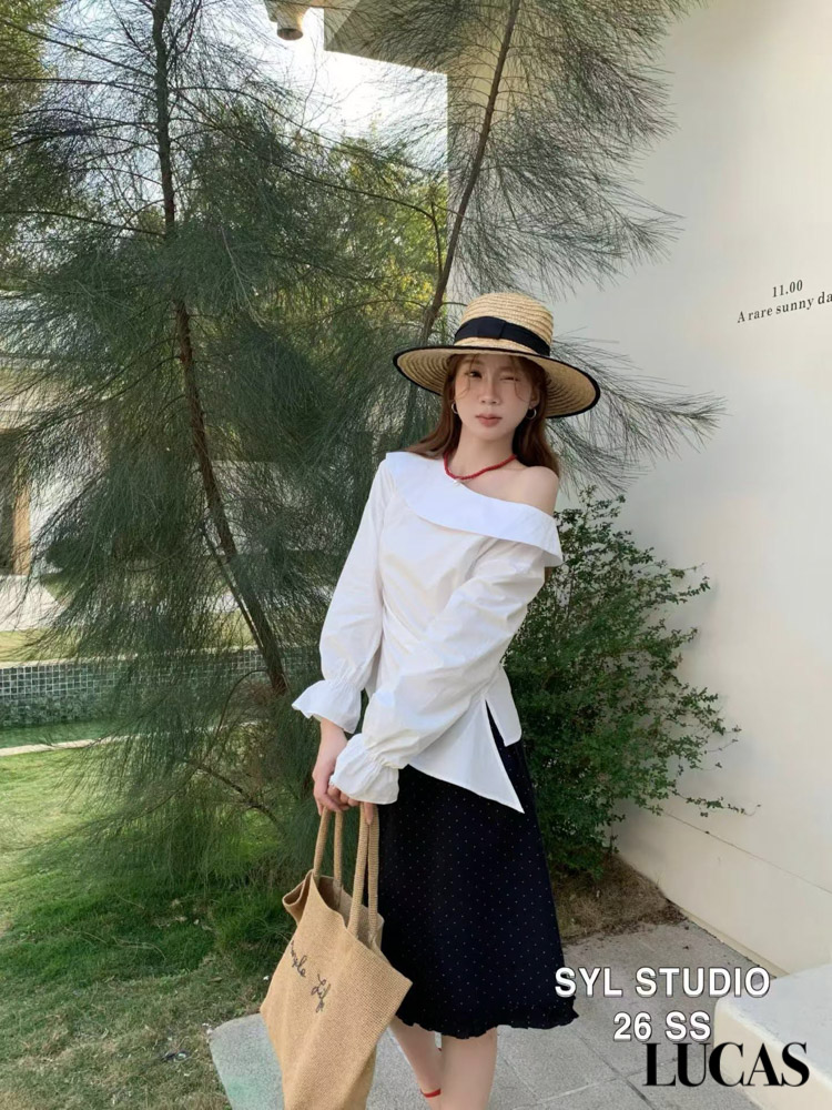 Áo sơ mi lệch vai SYL STUDIO vạt chéo sẻ 1 bên chun cổ tay loe_thumbnail_9