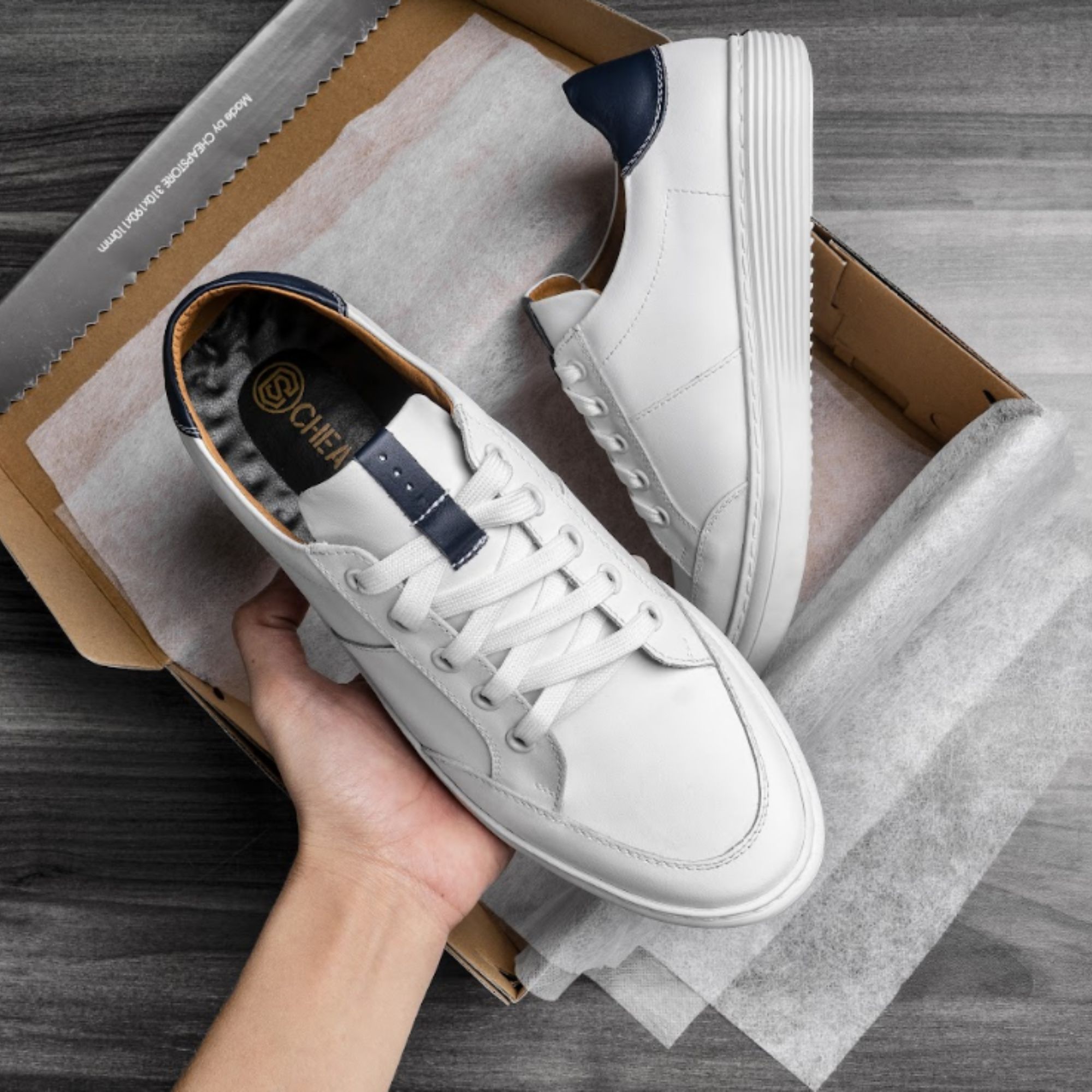 Sneaker nam da thật CS528