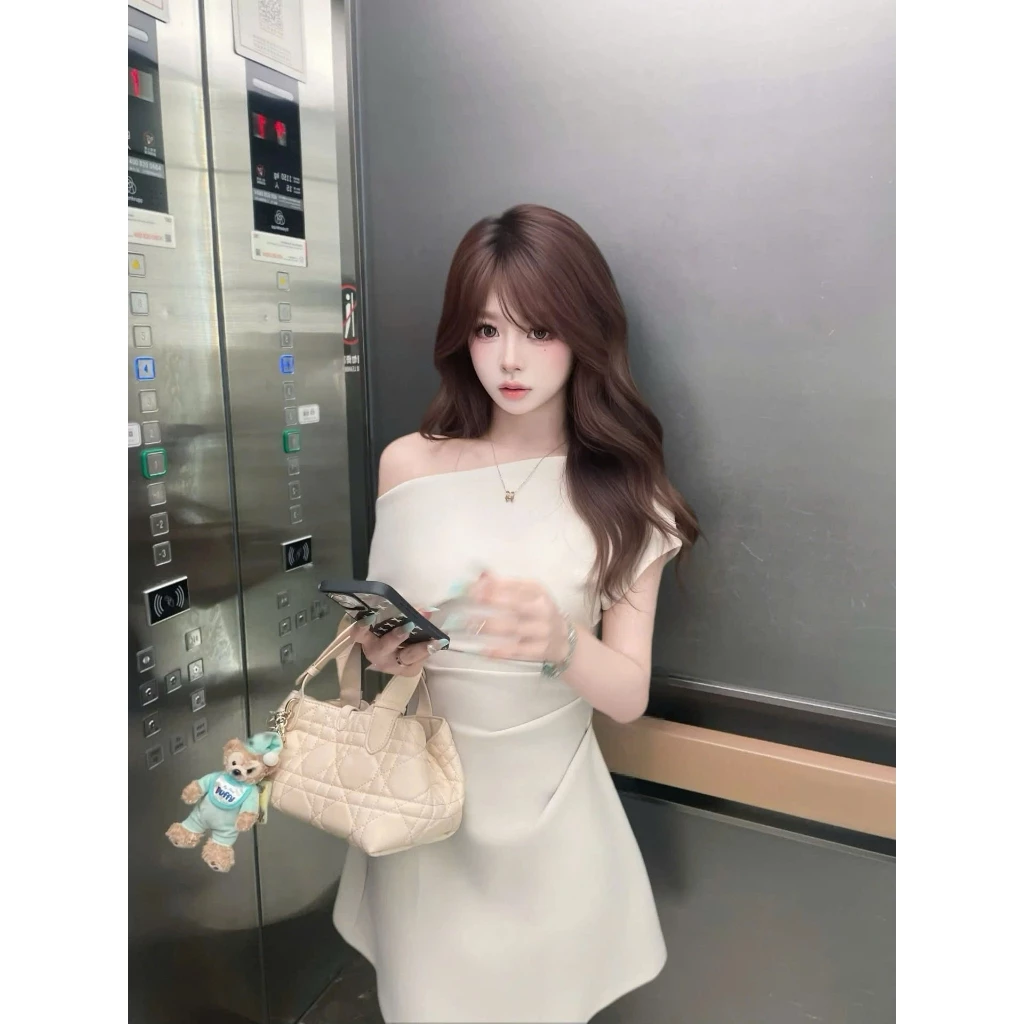 Váy body lệch vai dáng ngắn màu kem, Đầm dự tiệc sang chảnh Logastore_L194_thumbnail_4