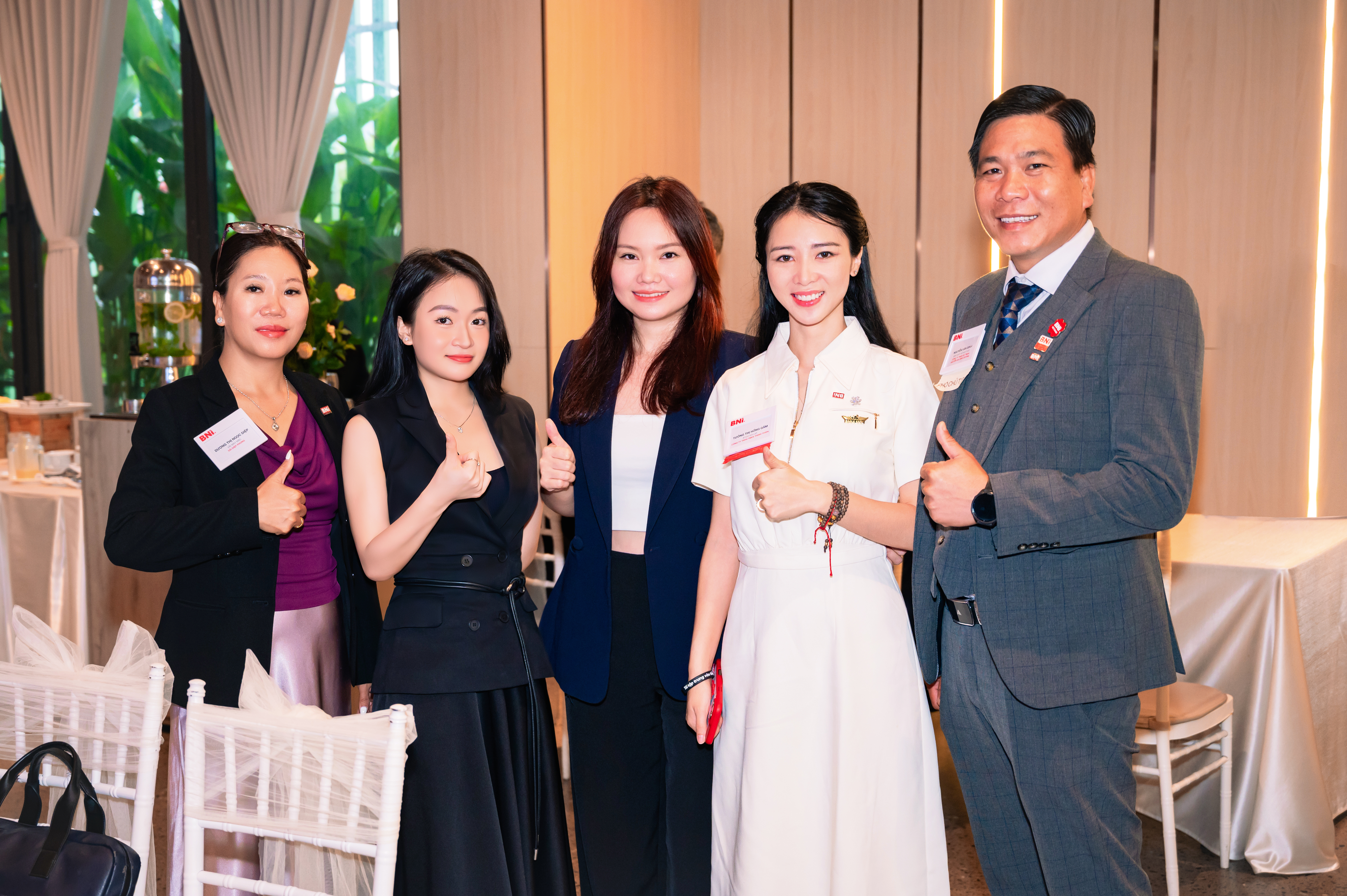 Phụ Nữ Lãnh Đạo Càng Giỏi Càng Cần Học Cách Quay Về Với Chính Mình
