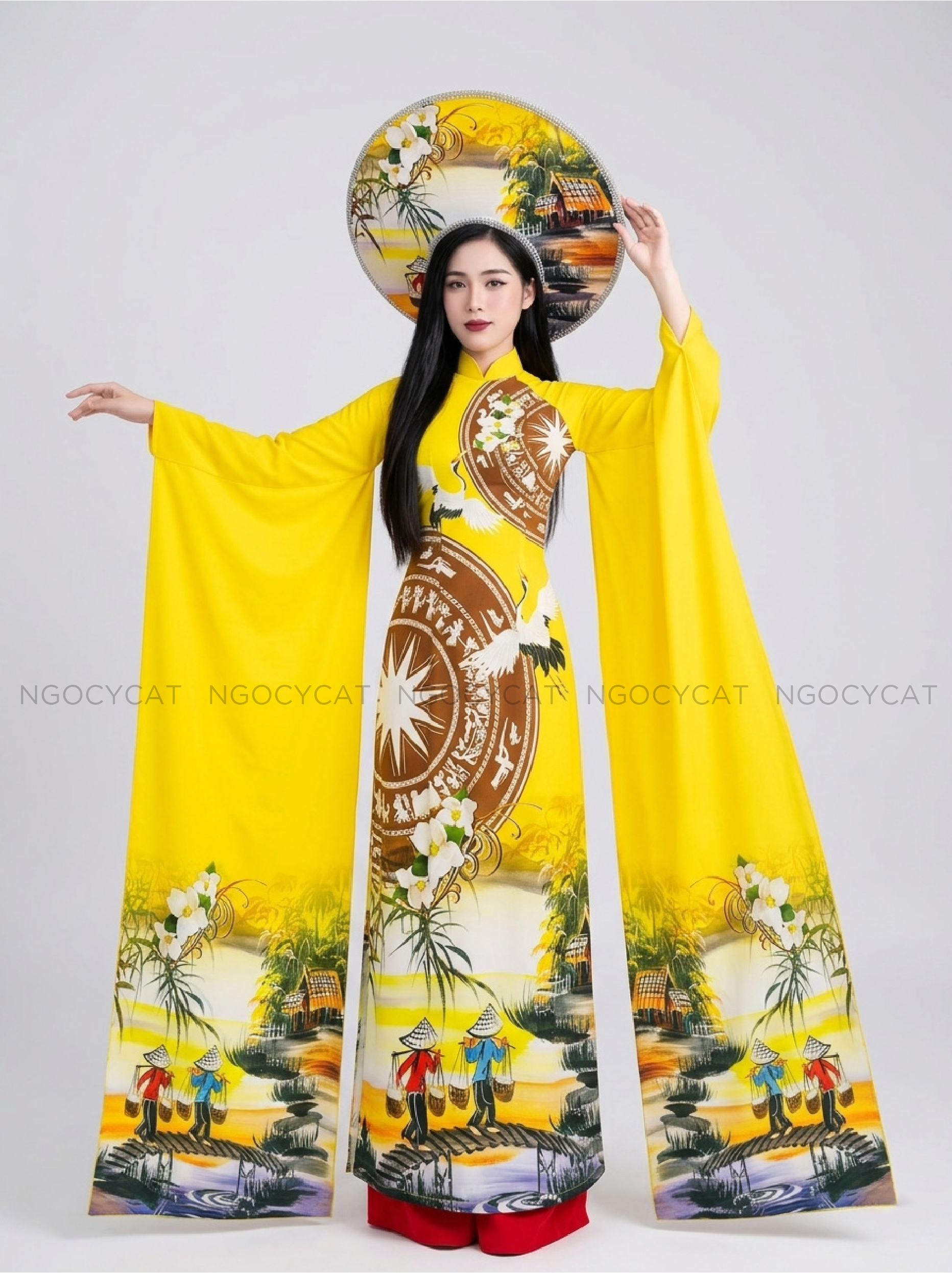 Áo Dài Biểu Diễn Quê Hương Trống Đồng Vàng