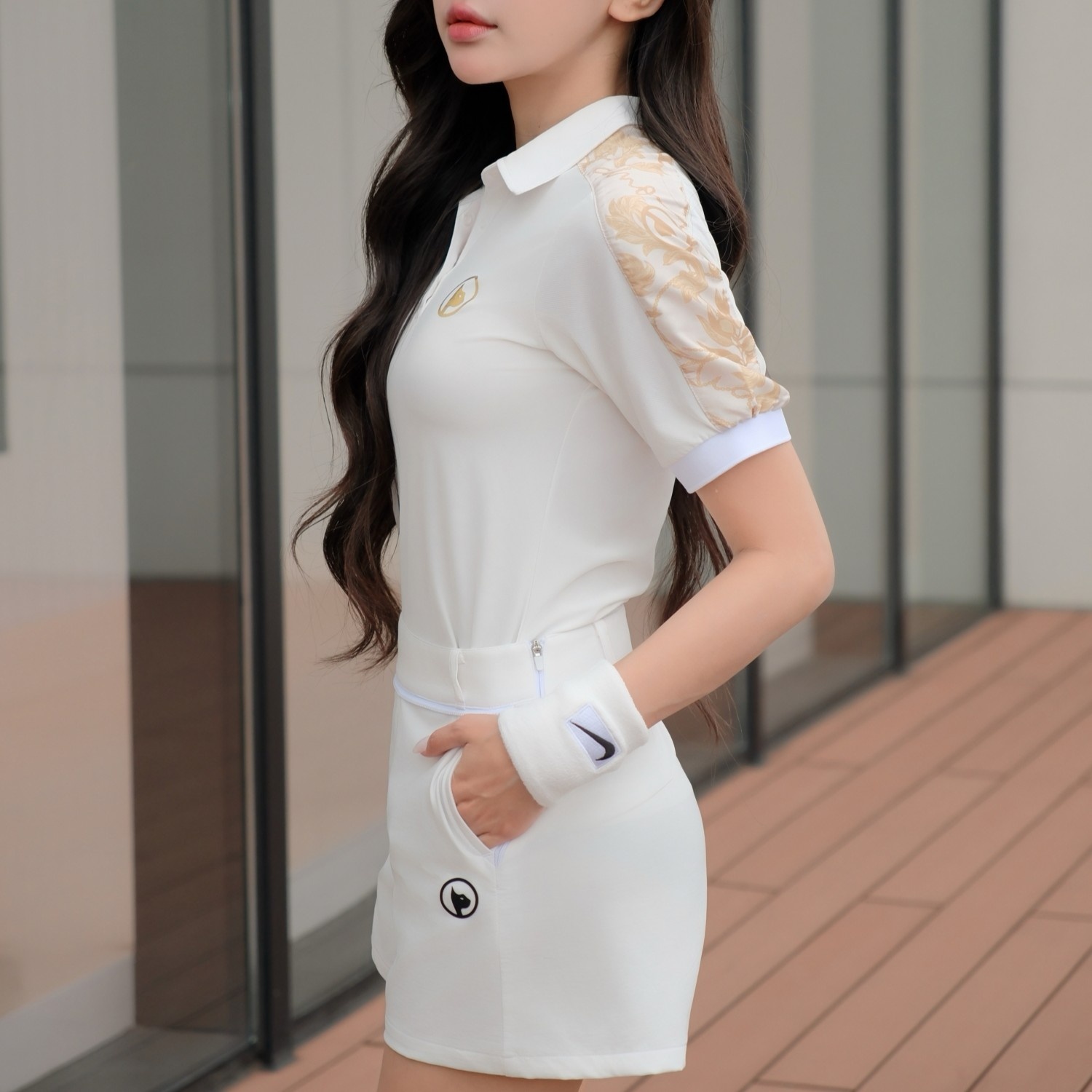 Quần Short Phối Tà Xếp Ly Nữ - Trắng_thumbnail_4