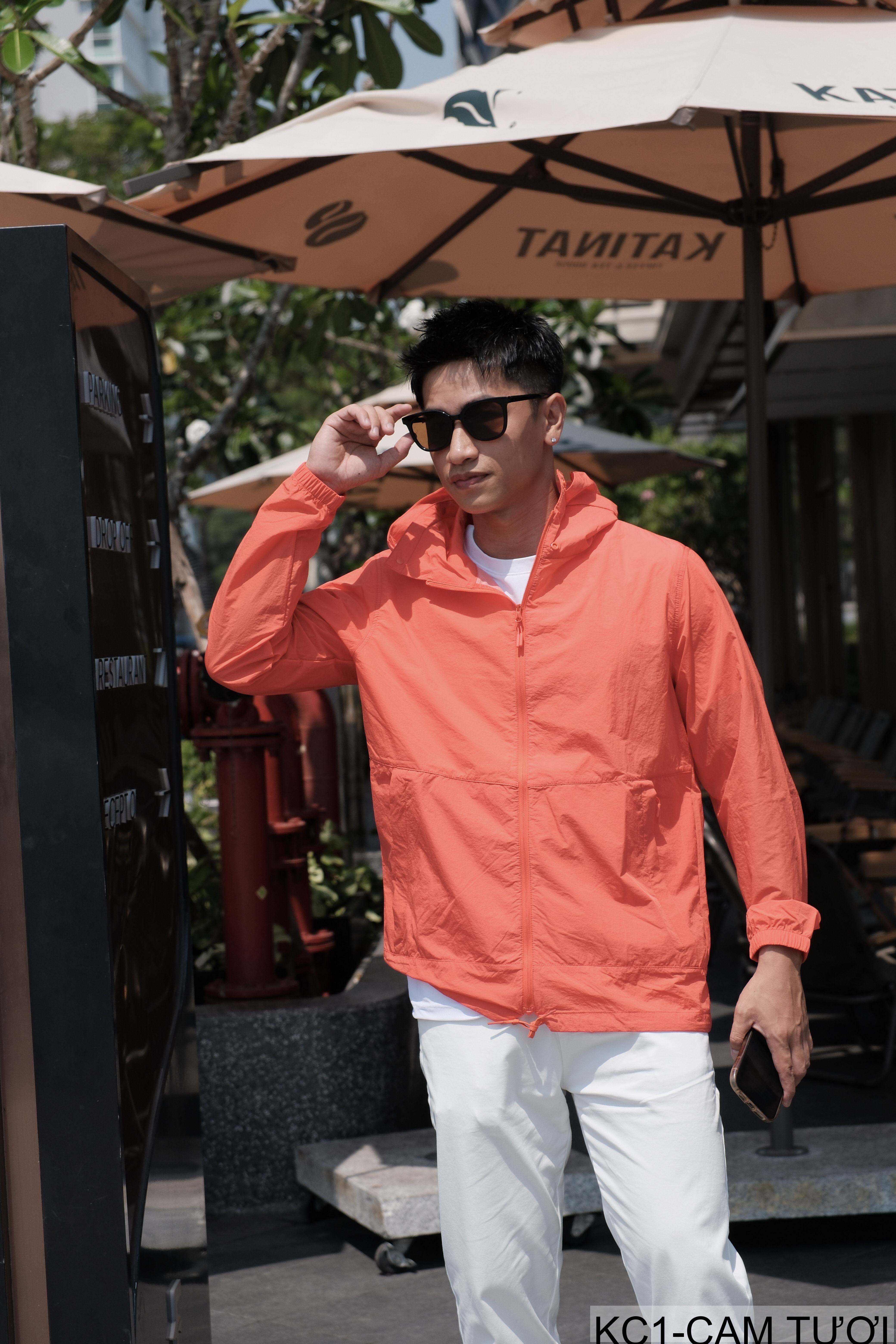 KC1 - Áo khoác chống nắng nam nữ UPF50+ siêu mỏng, thoáng khí, dáng rộng, có mũ trùm đầu_thumbnail_8