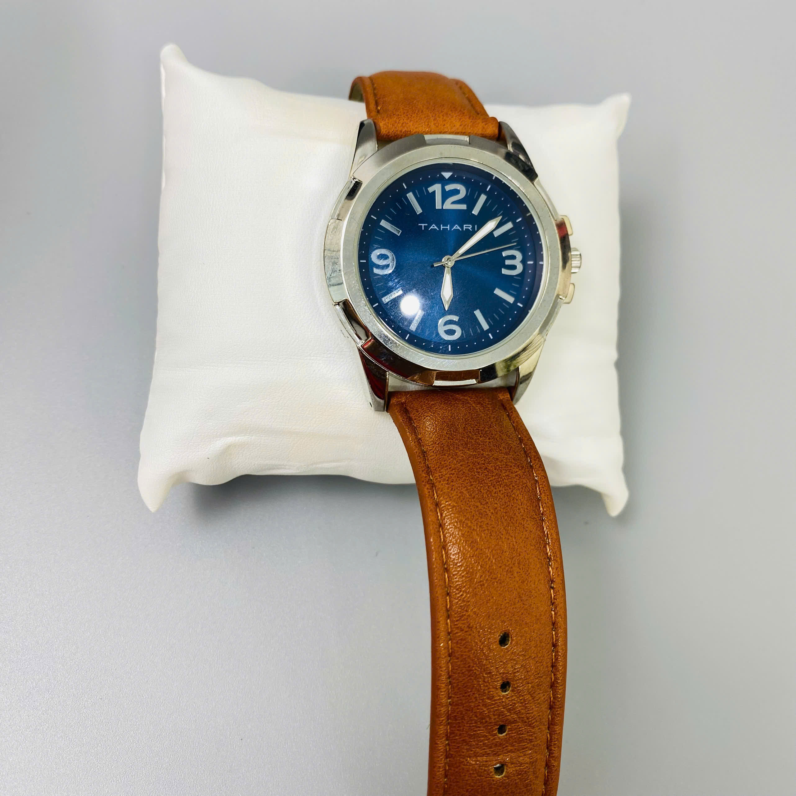 Đồng Hồ Nam Tahari Dây Da Bò Mặt Xanh – Kèm Lắc Tay Phong Cách