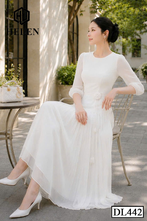 Đầm xòe liền thân màu trắng đính hoa eo DL442