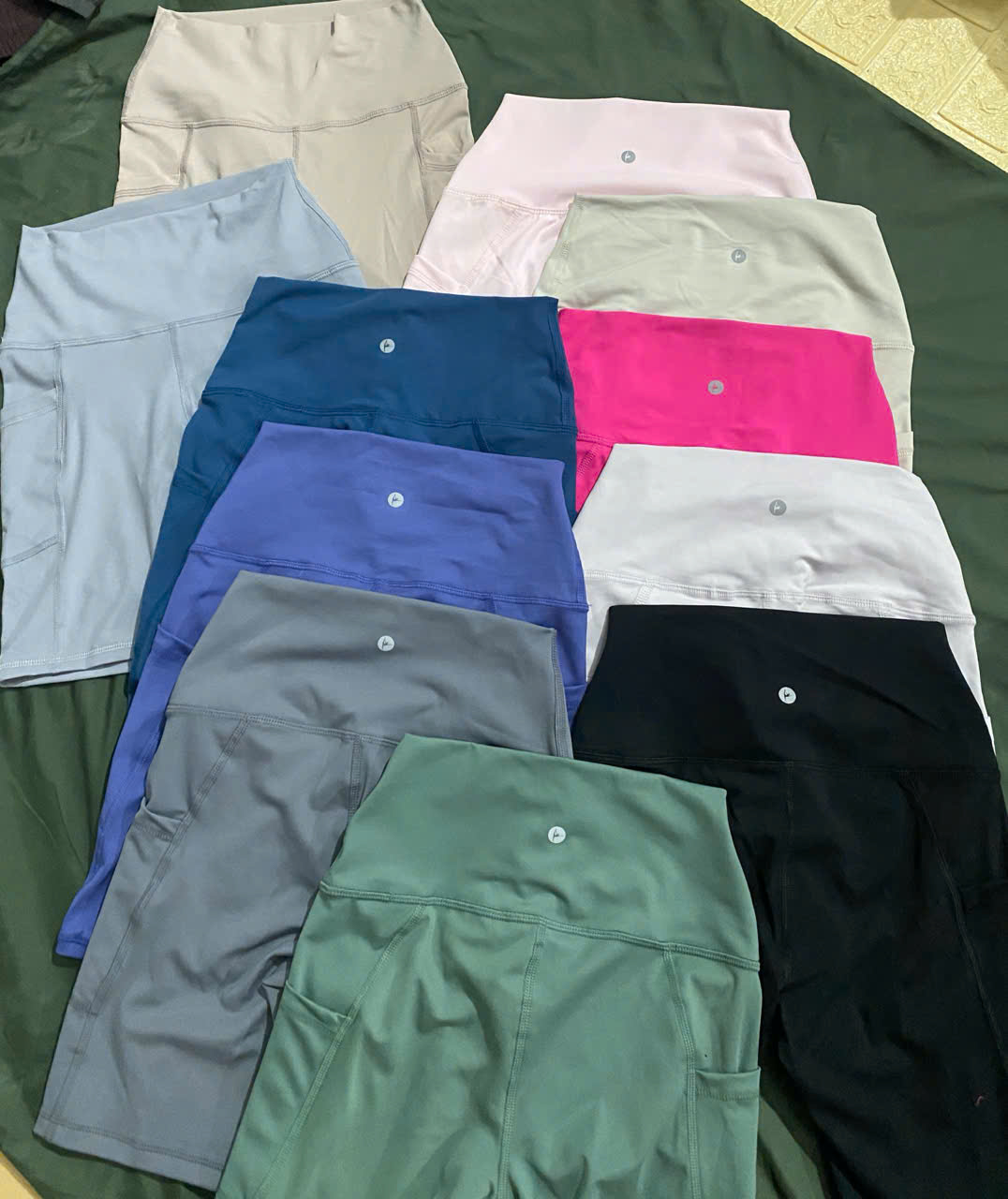 Q98 QUAN NU YOGA 2C_thumbnail_1