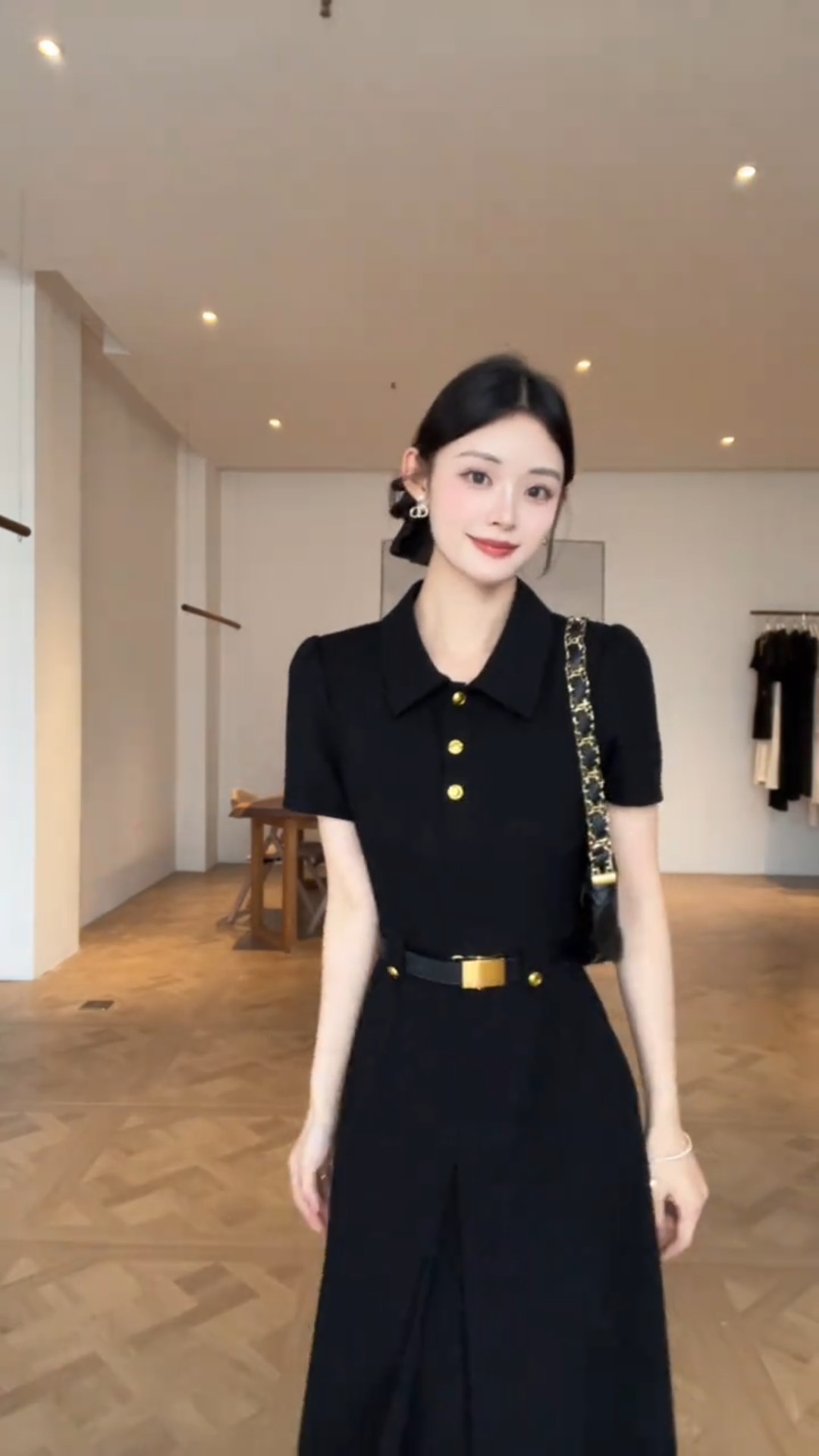 VD014 - Đầm Đen Midi Draping Thanh Lịch