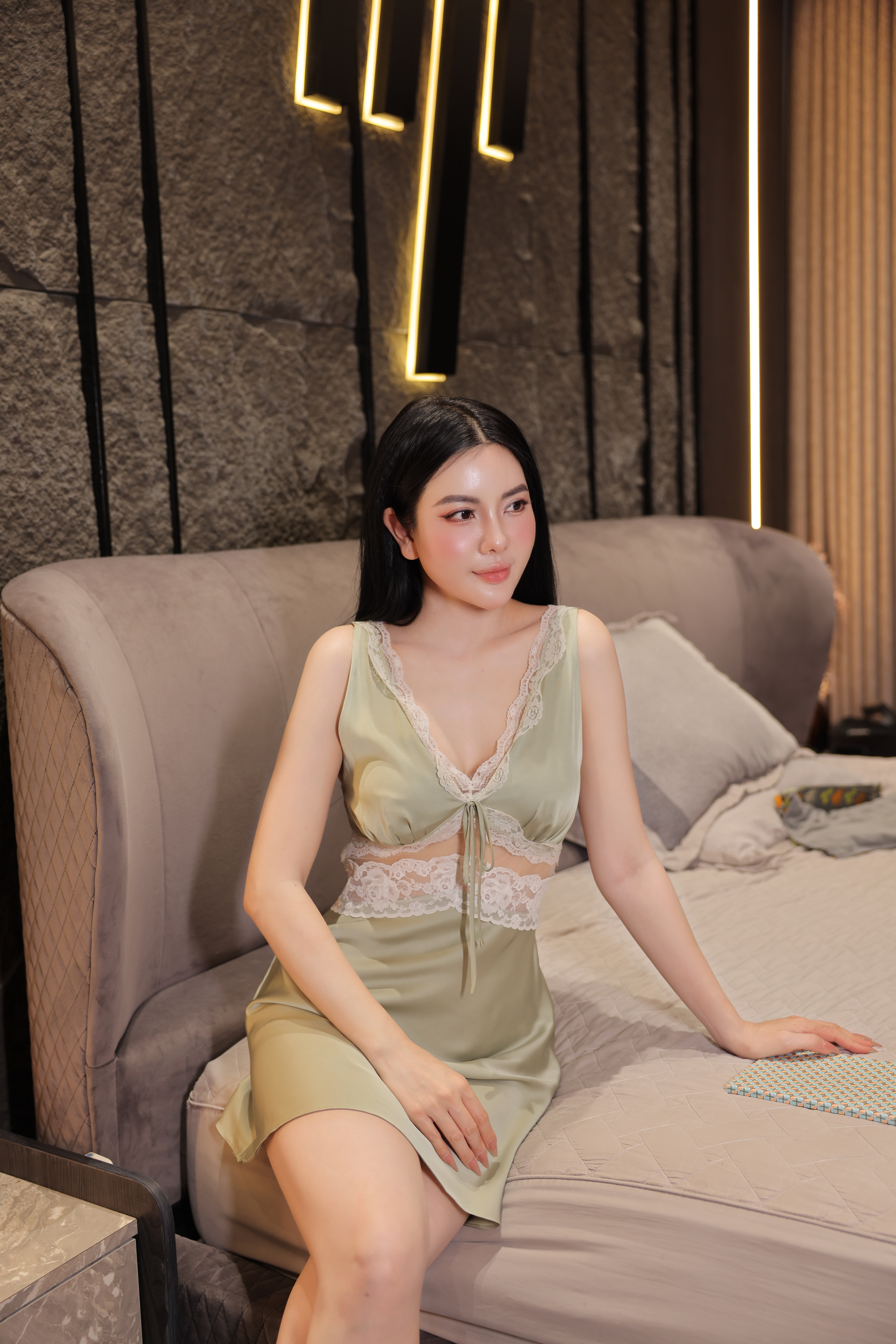 Váy Lụa Phối Ren Cao Cấp V53_thumbnail_16