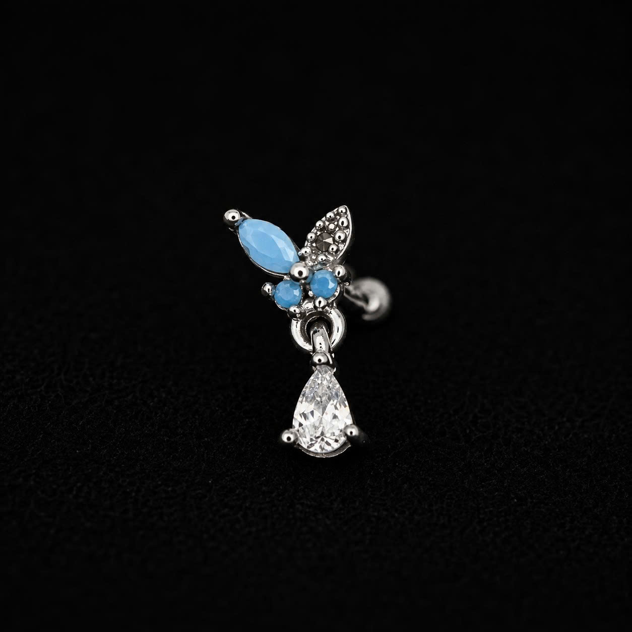 khuyên kiểu con bướm nhỏ màu xanh kim cương rơi đít bi vặn._thumbnail_2