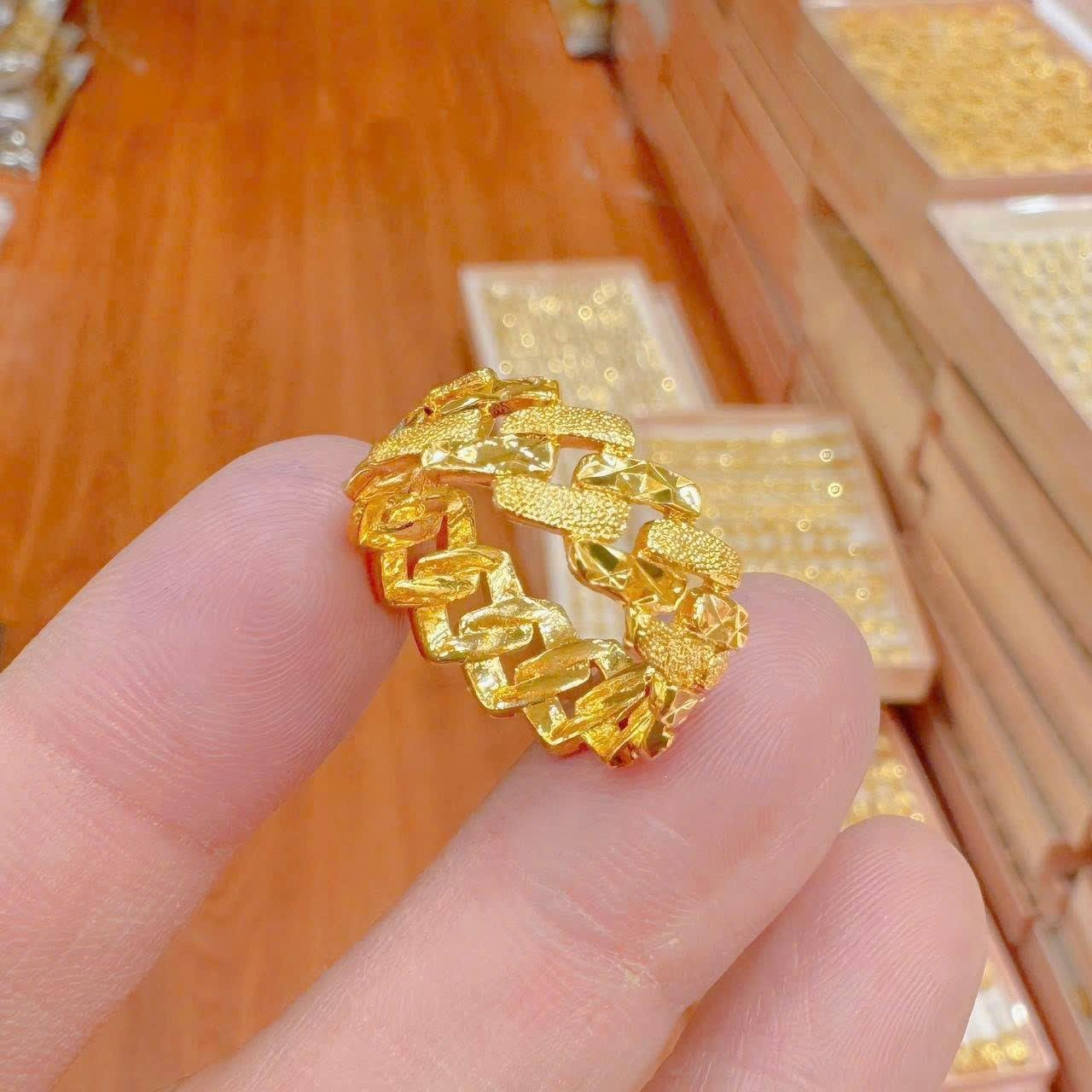 Nhẫn Lá Rồng 24k
