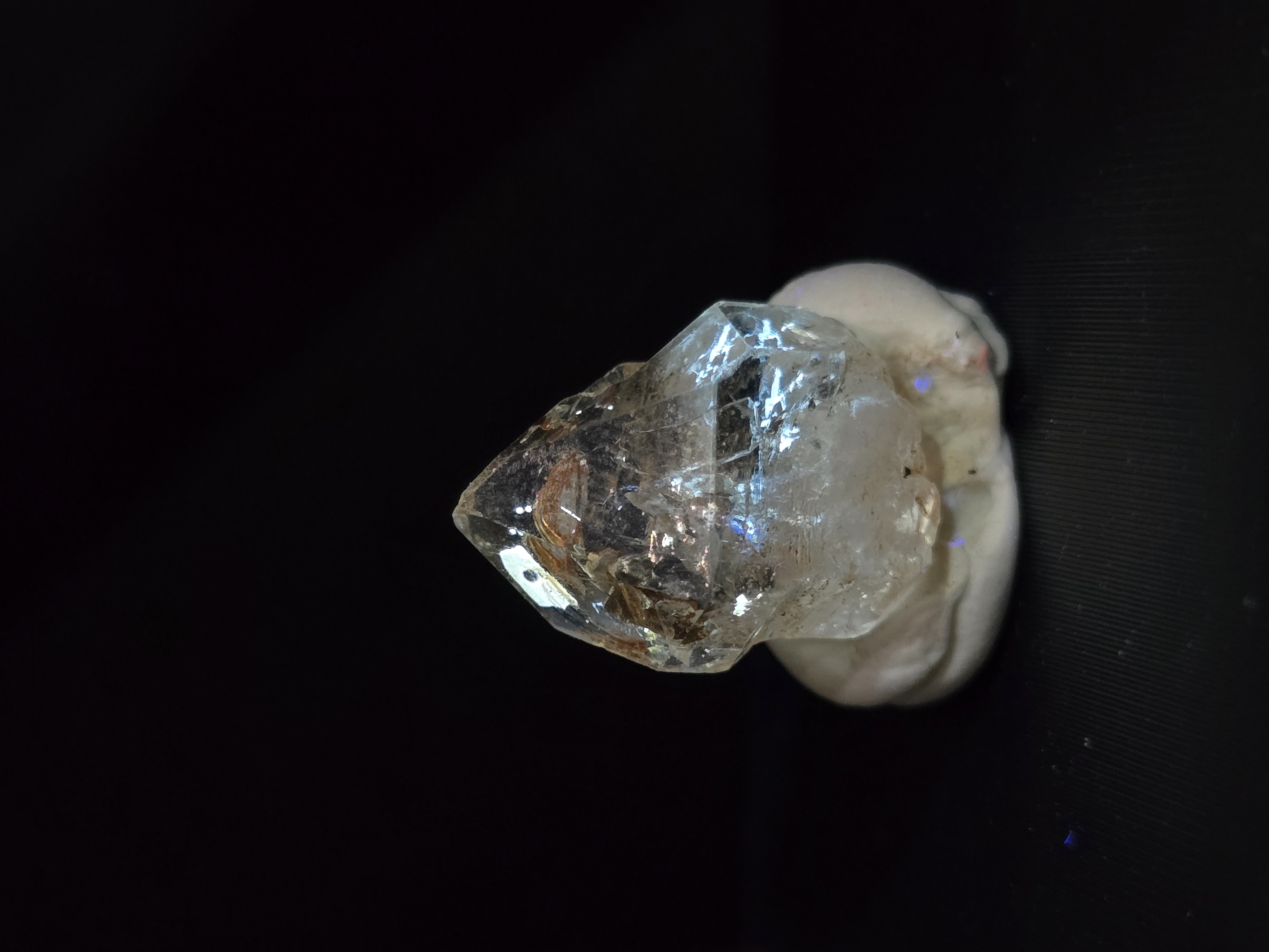 Thạch Anh Tích Dầu (Petroleum Quartz) - Madagascar - Size thumbnail 1-2cm_thumbnail_11