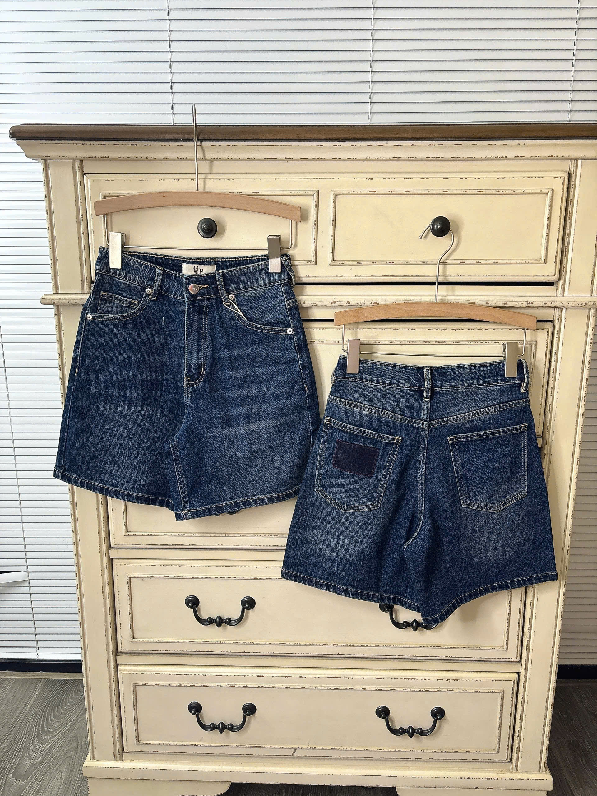 Quần short jean đậm_thumbnail_0