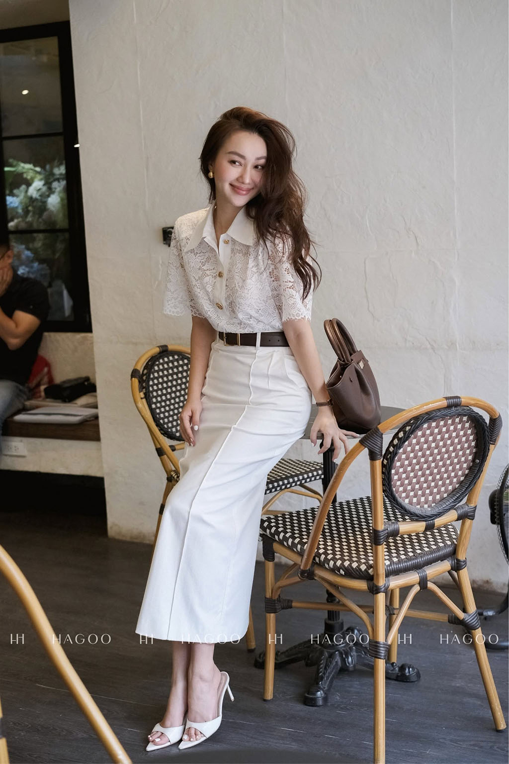 Áo ren cổ bổ trụ_thumbnail_1