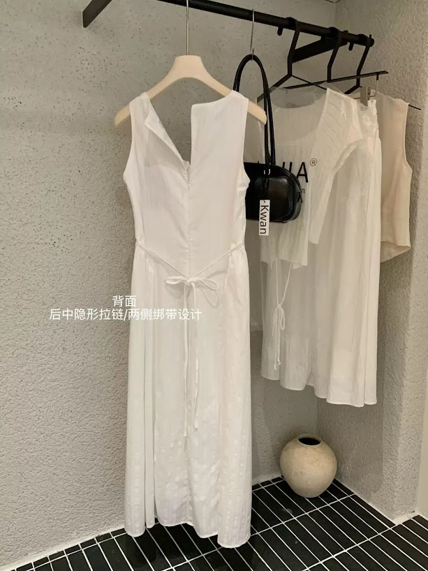 Lucas - Váy thô zile cổ tròn viền tết đính charm buộc nơ viền ngực gấu xòe bồng 2 bên_thumbnail_4