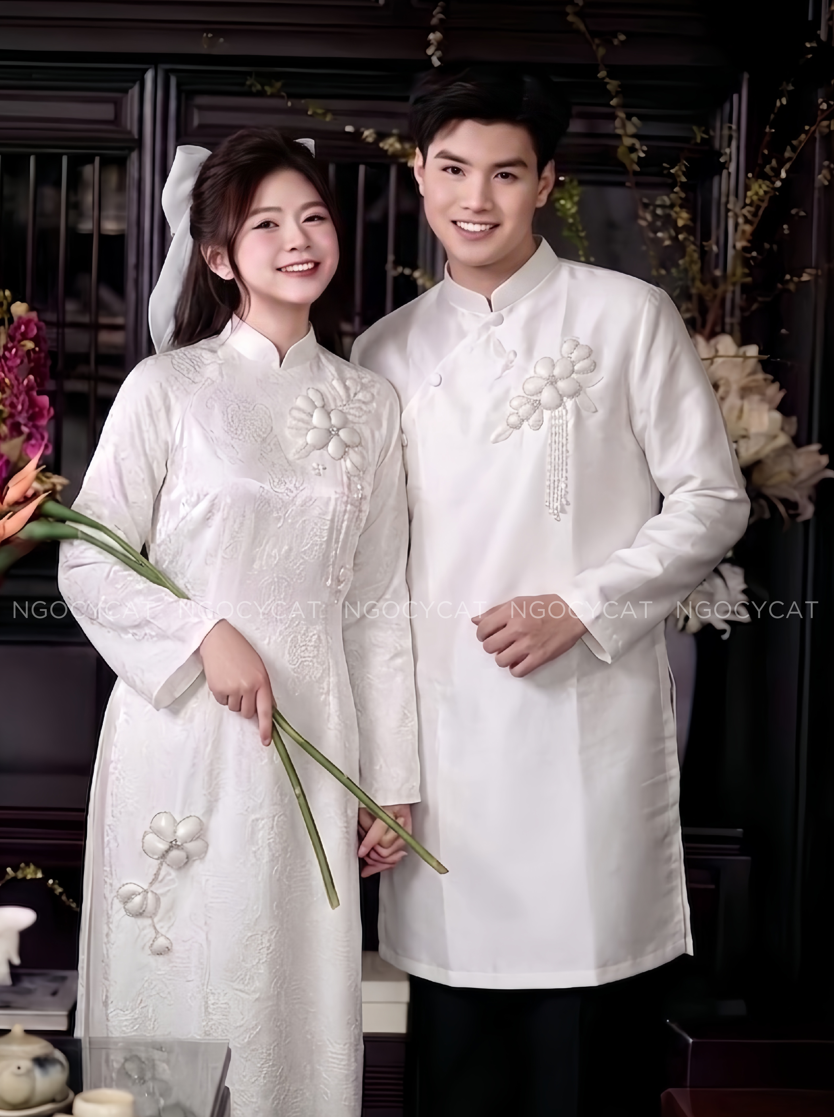 Áo Dài Dâu Rể Màu Trắng Tơ Tằm Đính Hoa Nổi