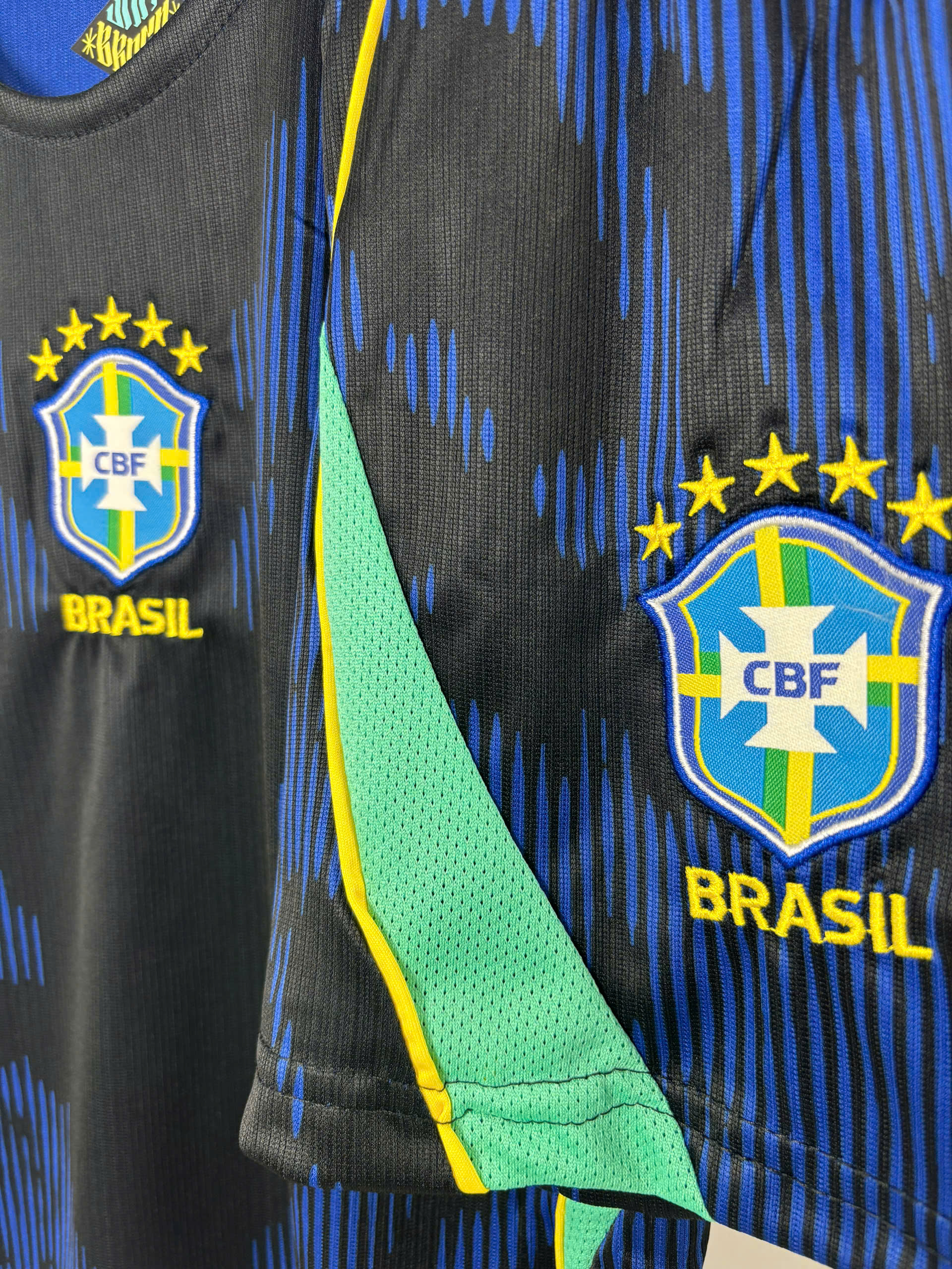 Bộ Kid Brazil sân khách xanh  World Cup 2026_thumbnail_2