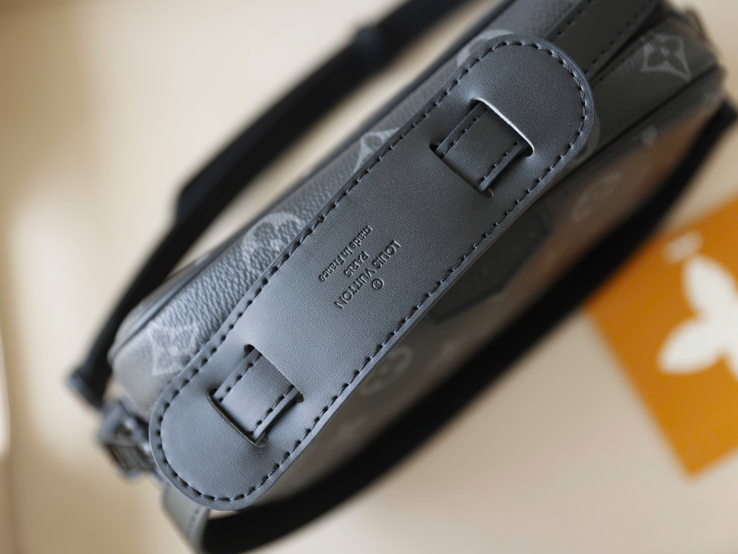 Túi đeo Louis Vuitton Trocadéro _thumbnail_1