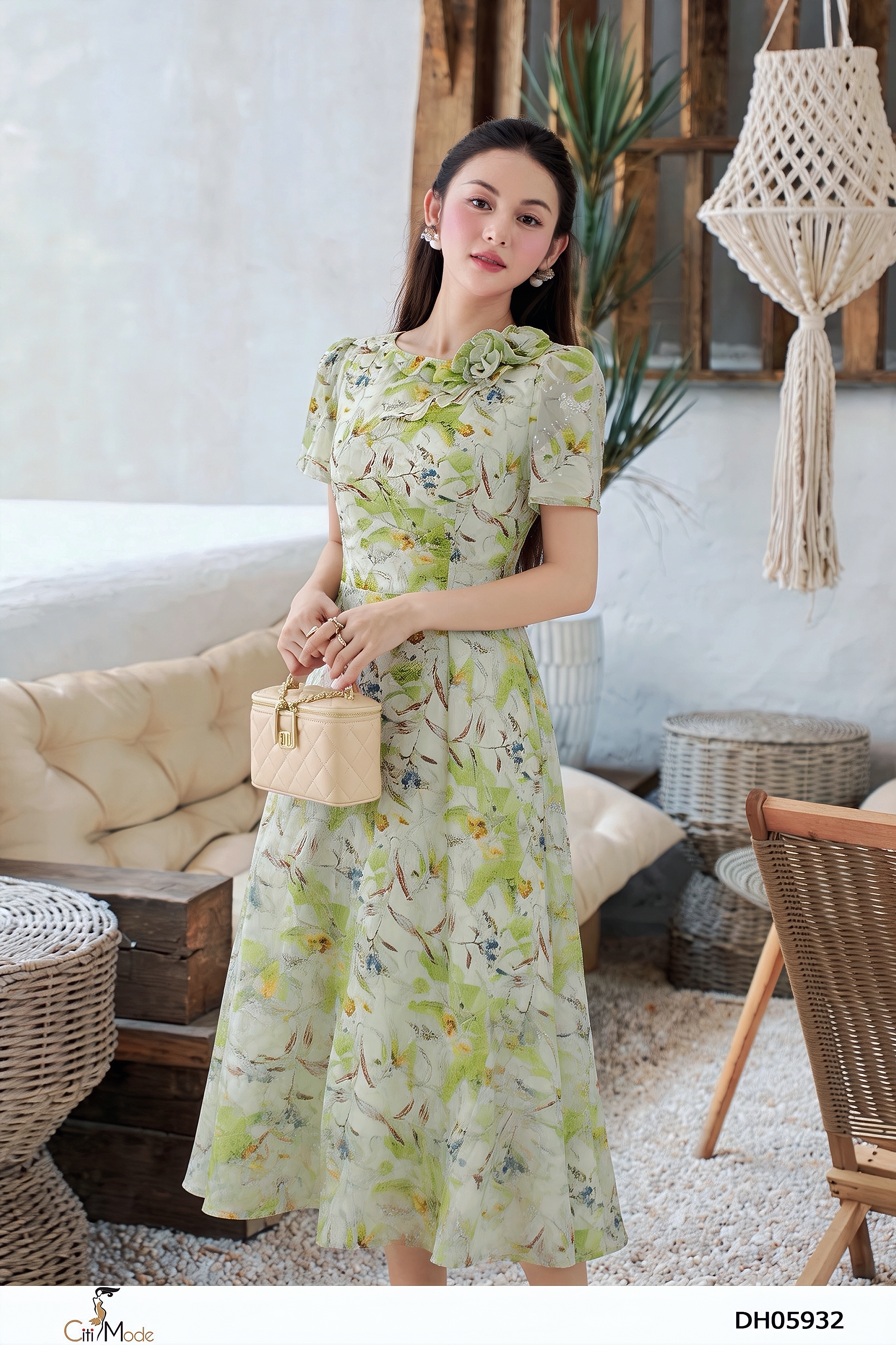 Đầm xòe hoa xanh cổ bèo đính hoa tay cọc
