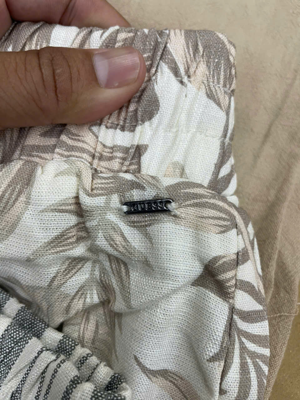 Q138 QUAN NU GUESS_thumbnail_4