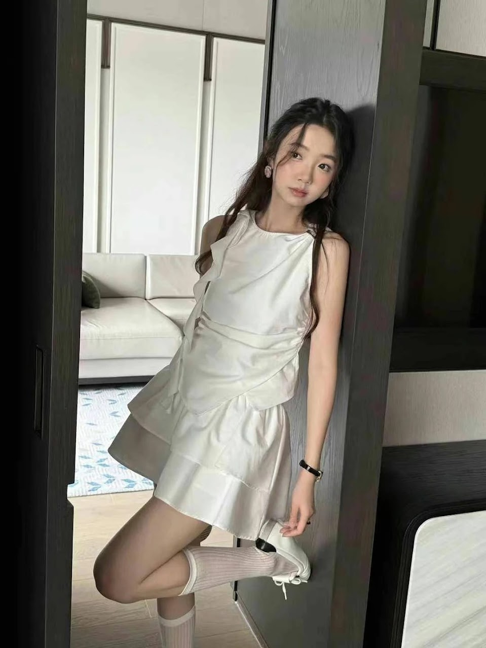 Lucas - Set áo zile phối bèo 1 bên gấu chéo + chân váy xòe dáng ngắn 2 tầng_thumbnail_4