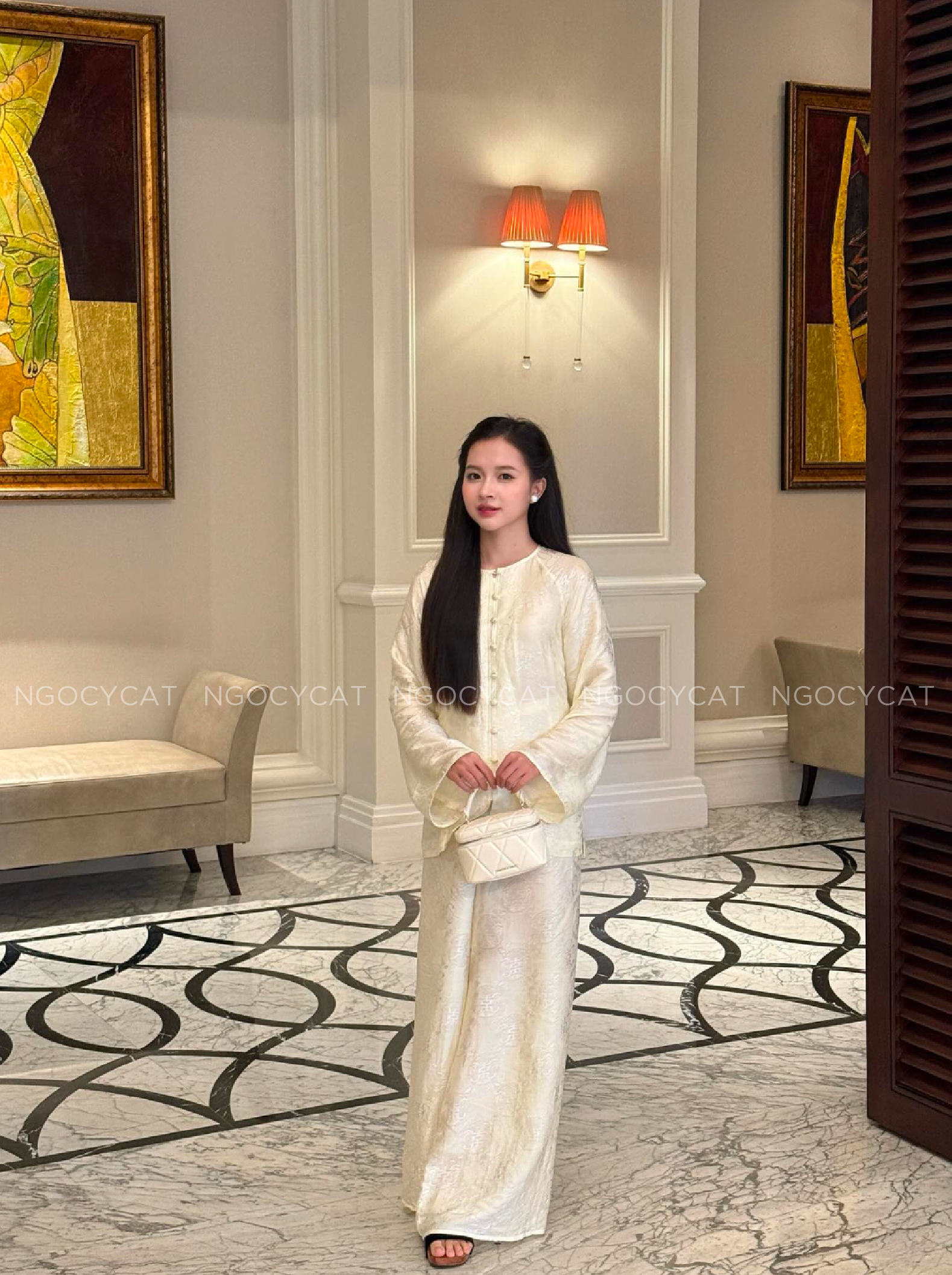 Áo Bà Ba Màu Be Tơ Tằm Ánh Kim 