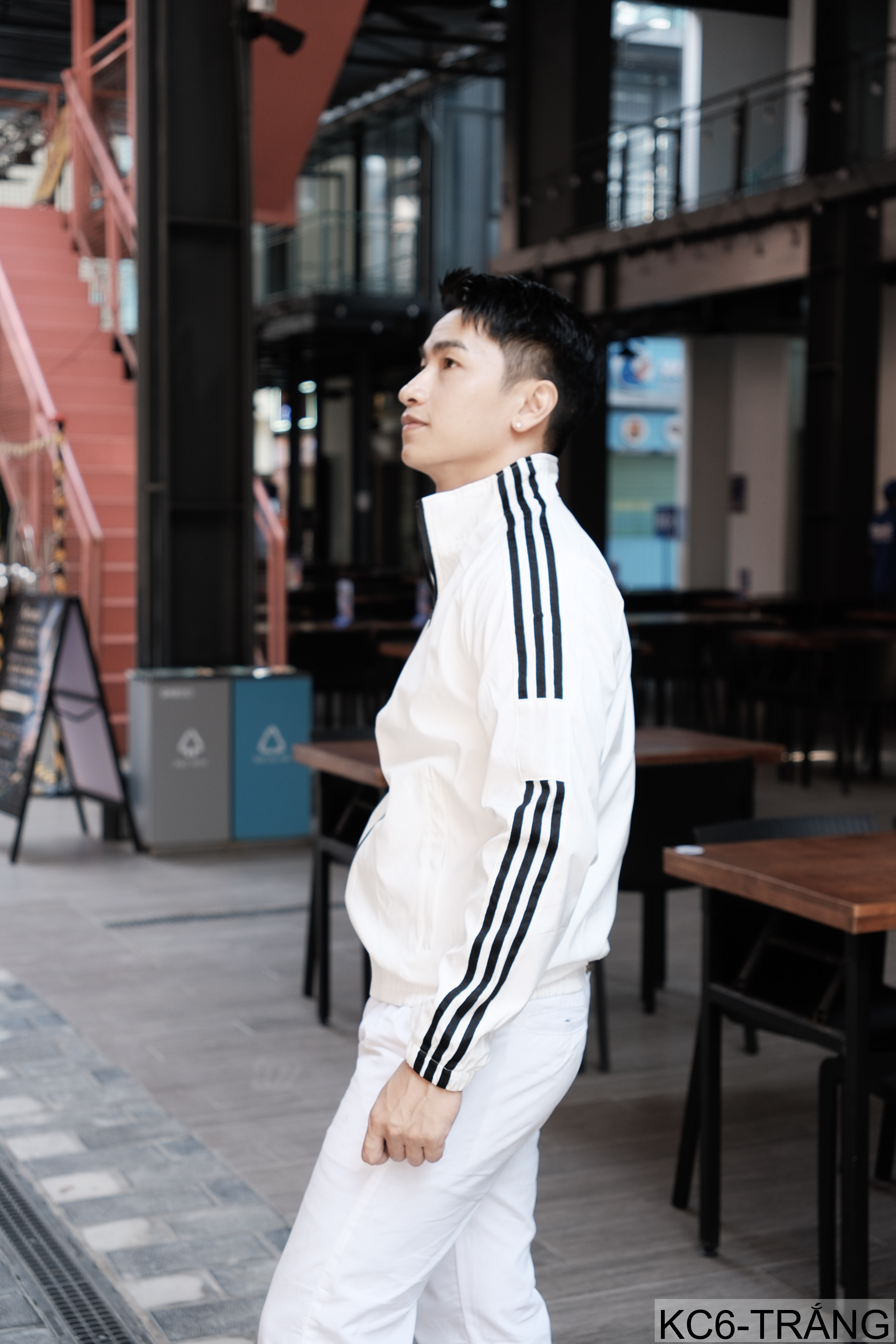 KC6 - Áo khoác nam thể thao cổ đứng tay dài chống mài mòn, thoáng khí, 3 màu trắng xanh lá đen_thumbnail_3