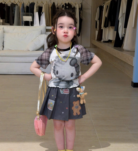 A155 - Áo thun cộc tay hoạ tiết kitty xám hãng Timoo