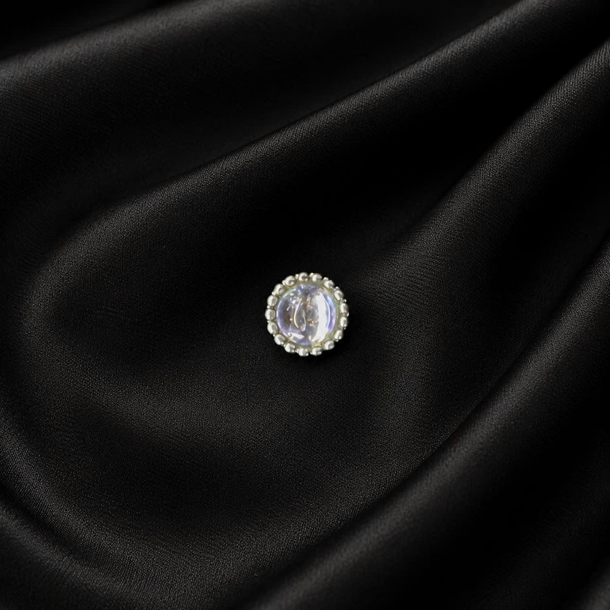 khuyên kiểu đá moonstone 7 màu dẹt